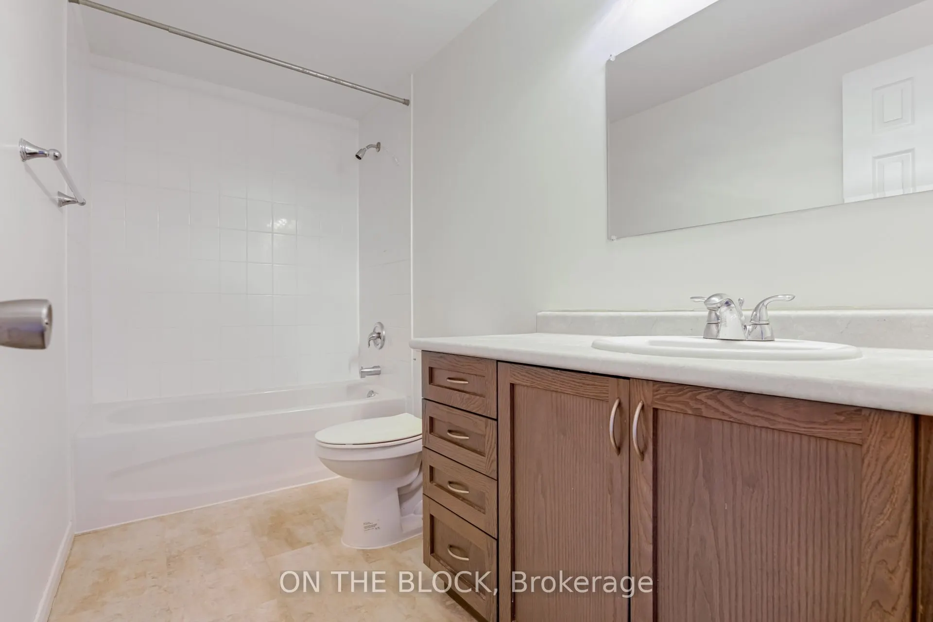 47 Carleton Place, #47