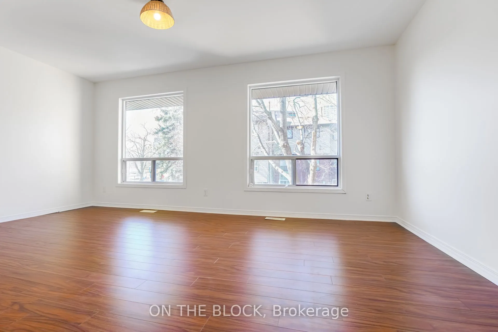 47 Carleton Place, #47