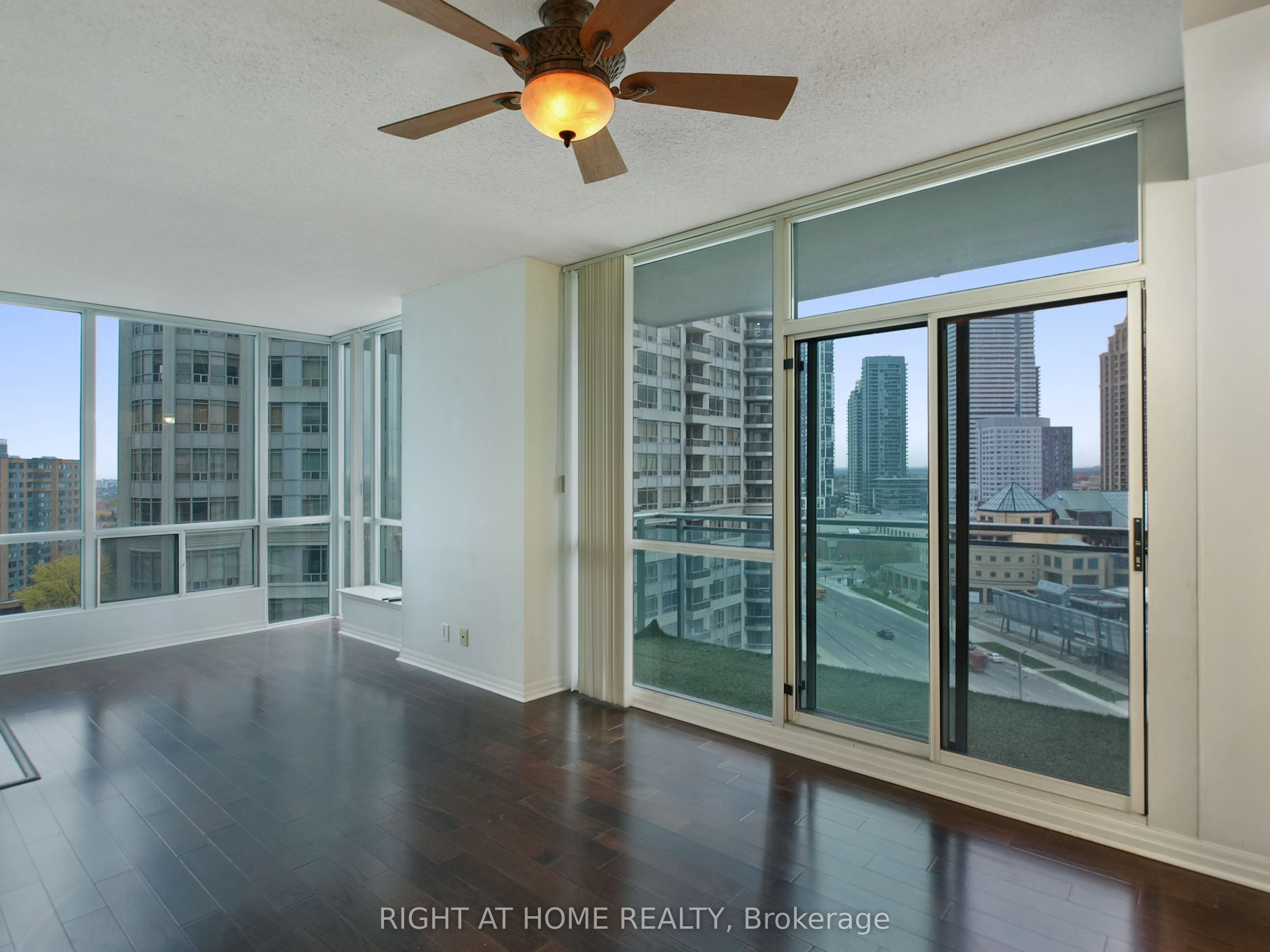 3939 Duke Of York Boulevard, #1209