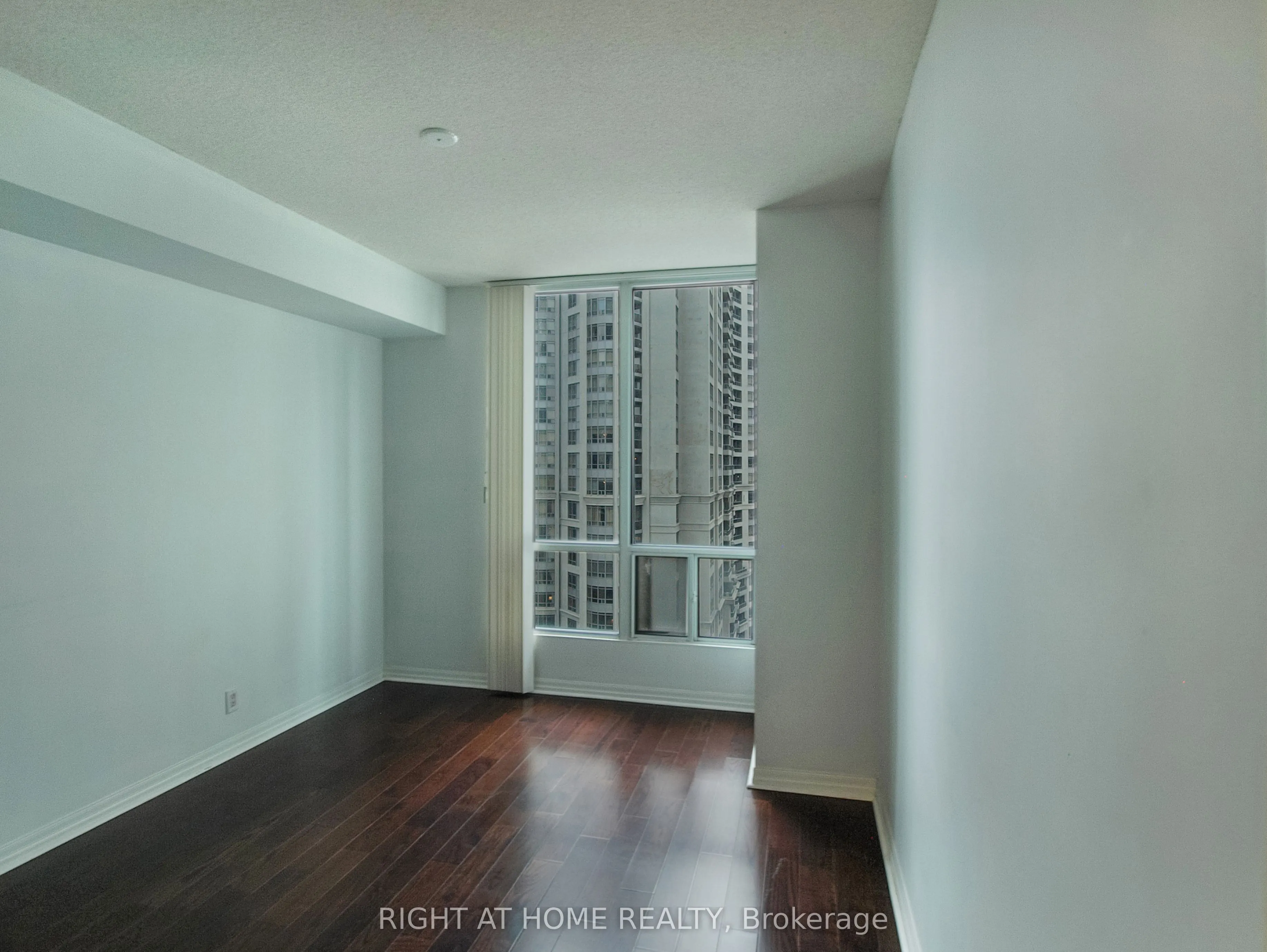 3939 Duke Of York Boulevard, #1209