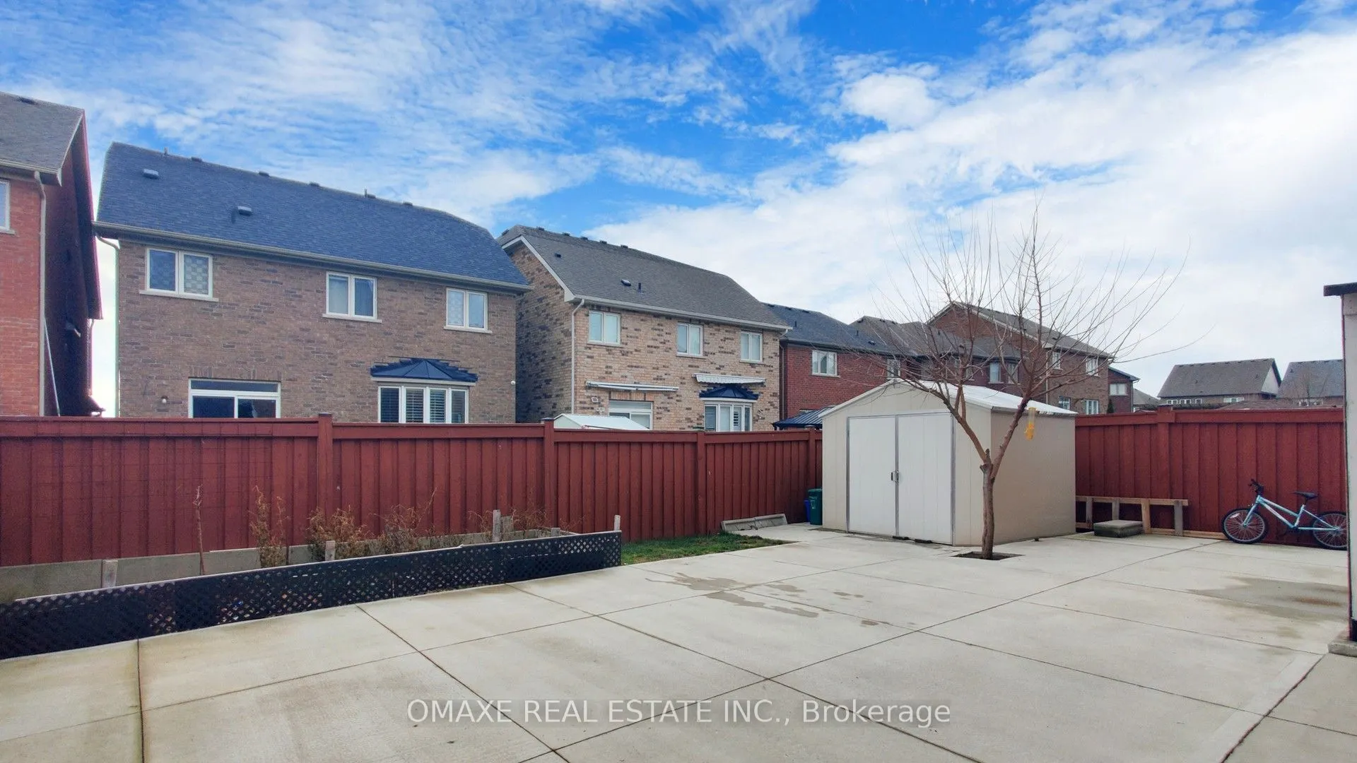 218 Bonnieglen Farm Boulevard