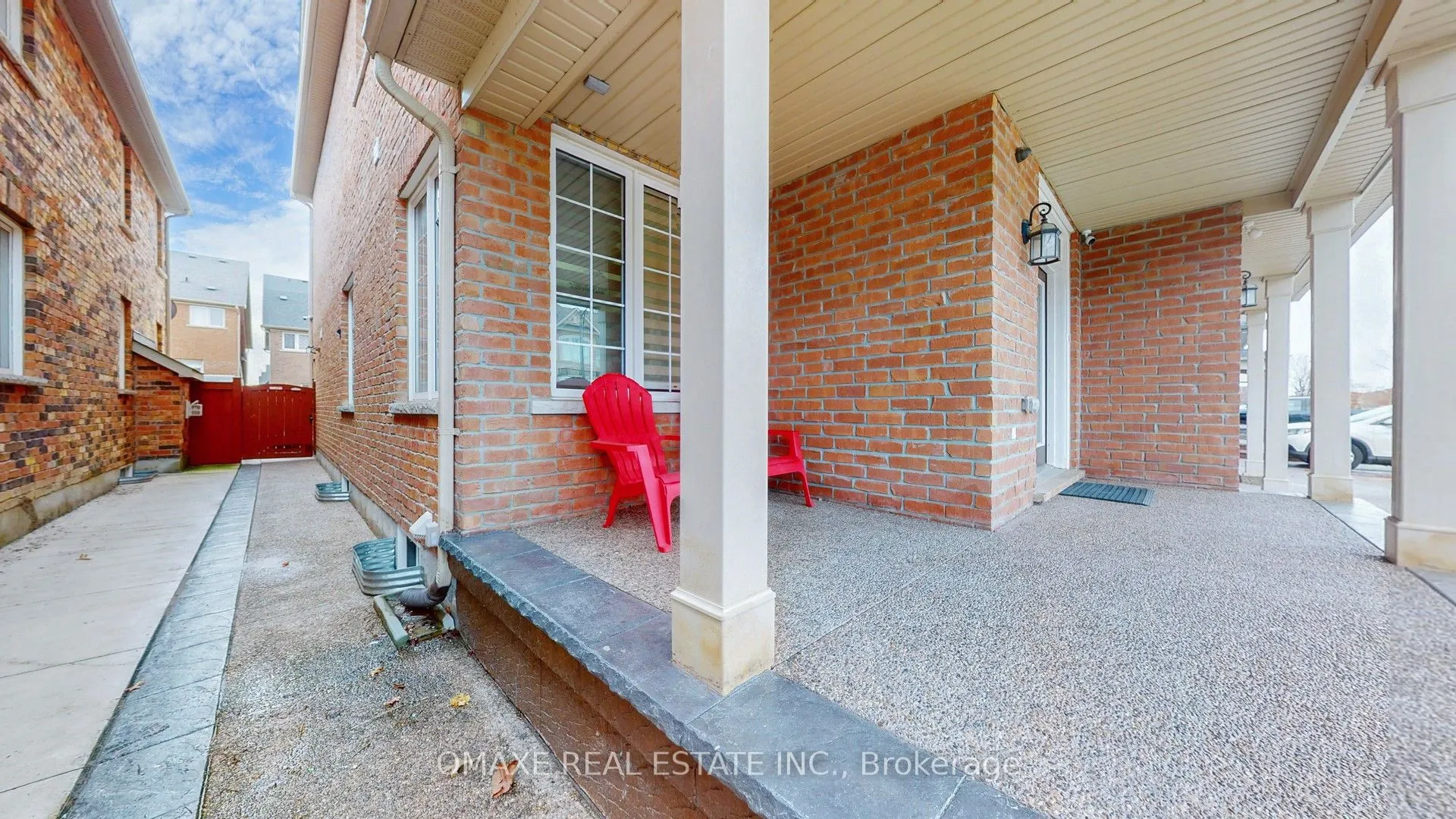 218 Bonnieglen Farm Boulevard