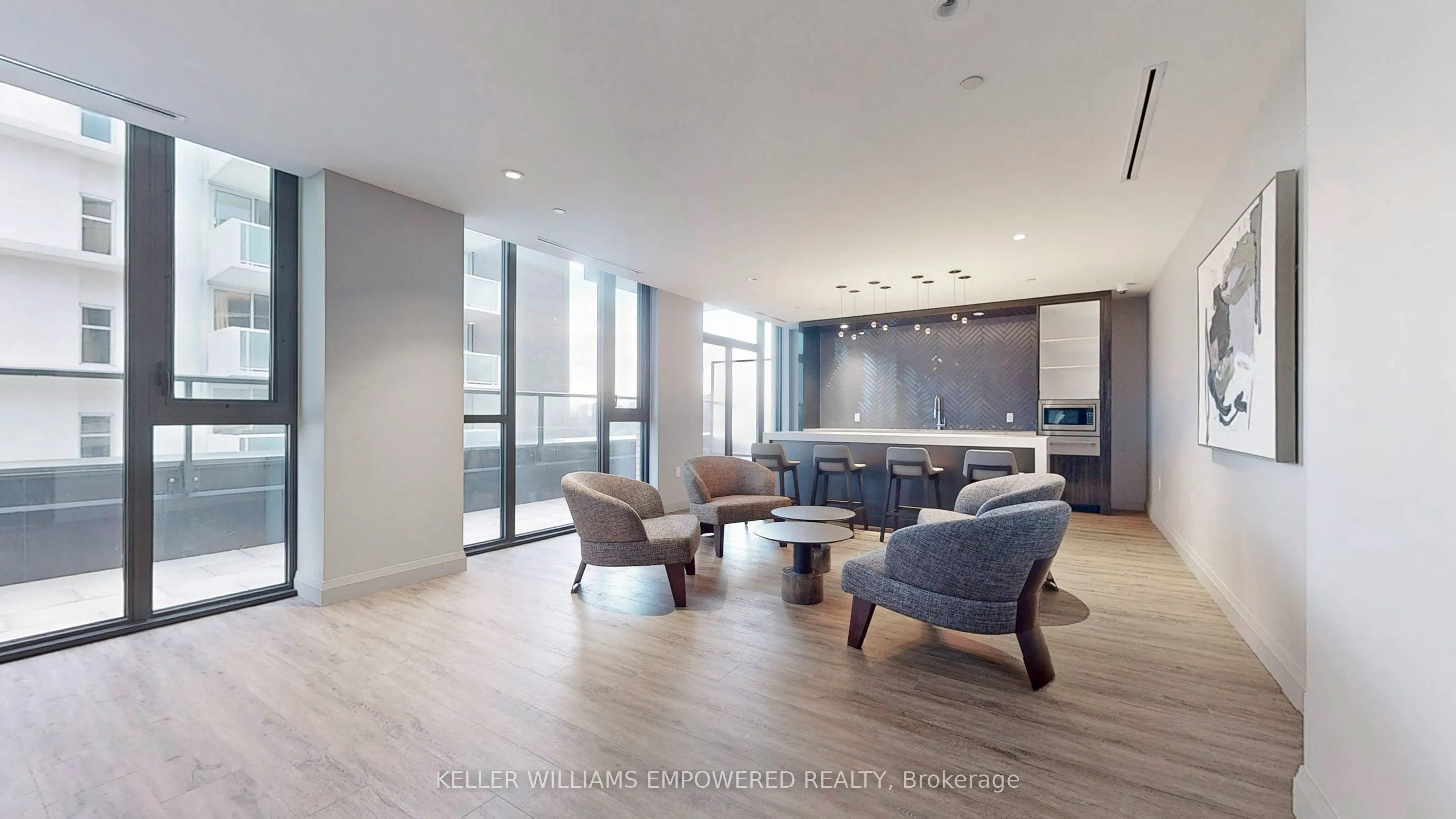 293 The Kingsway, #219