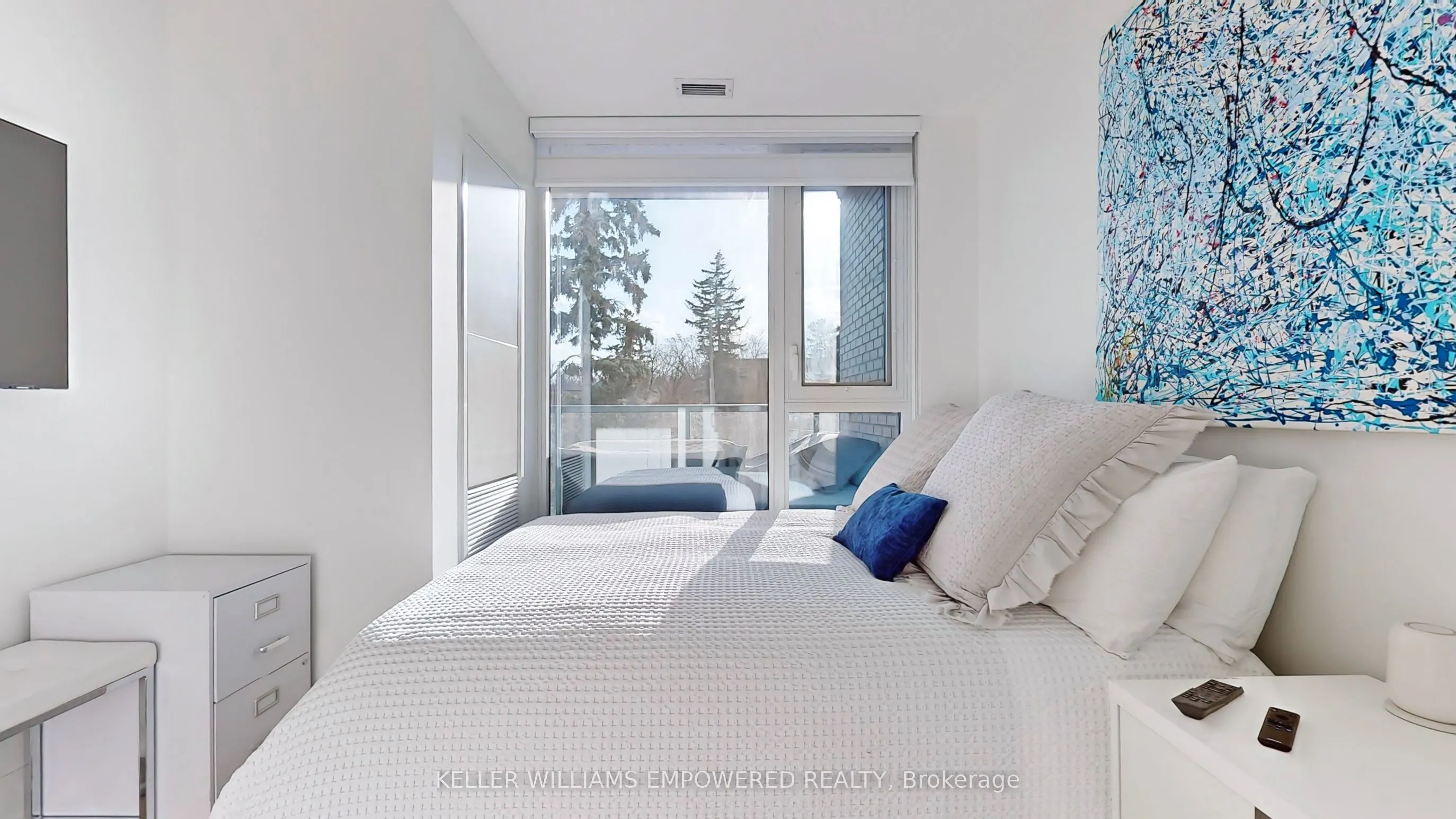 293 The Kingsway, #219