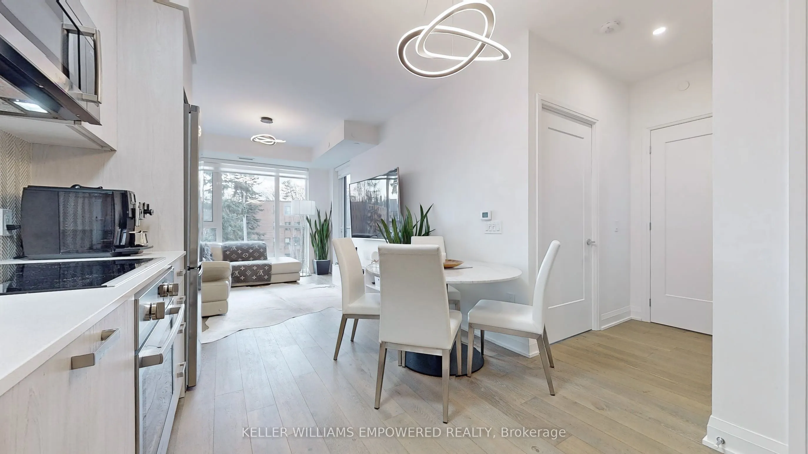 293 The Kingsway, #219