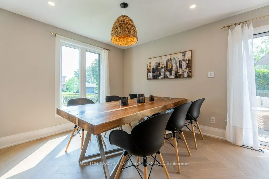 1264 Landfair Crescent
