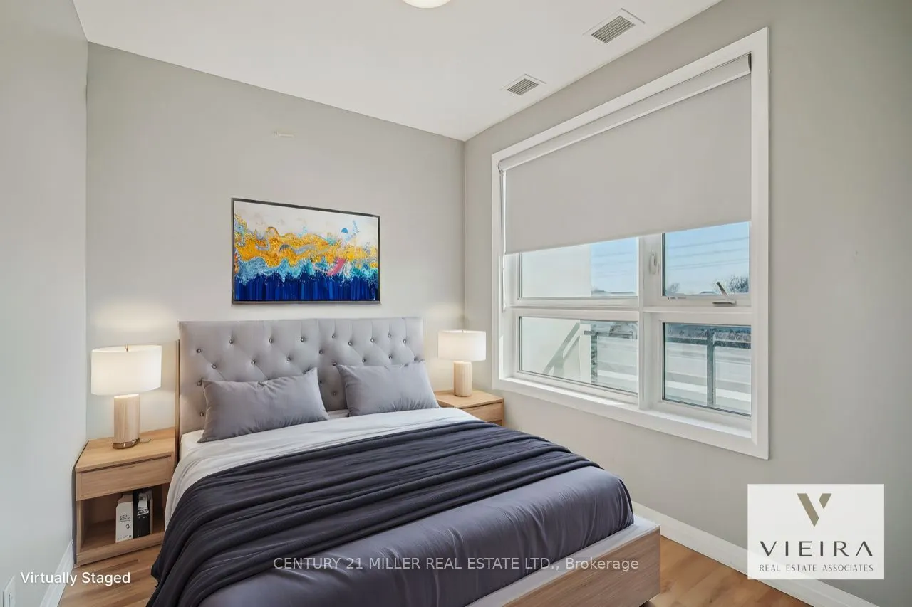95 Dundas Street W, #115