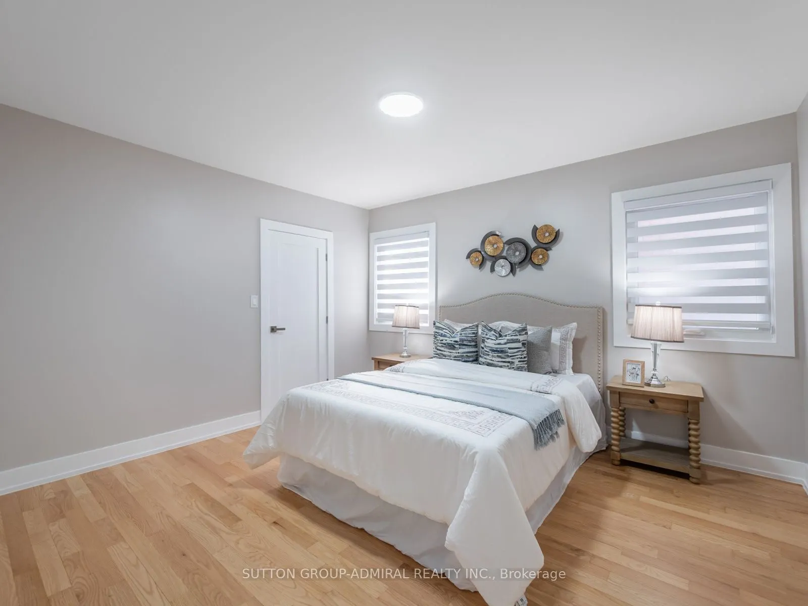 16 Blue Springs Road