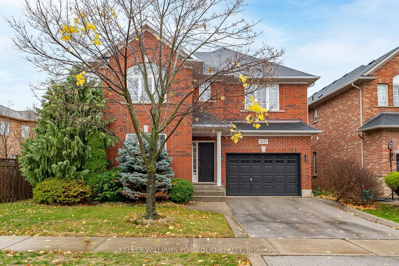 2153 MEADOWGLEN Drive
