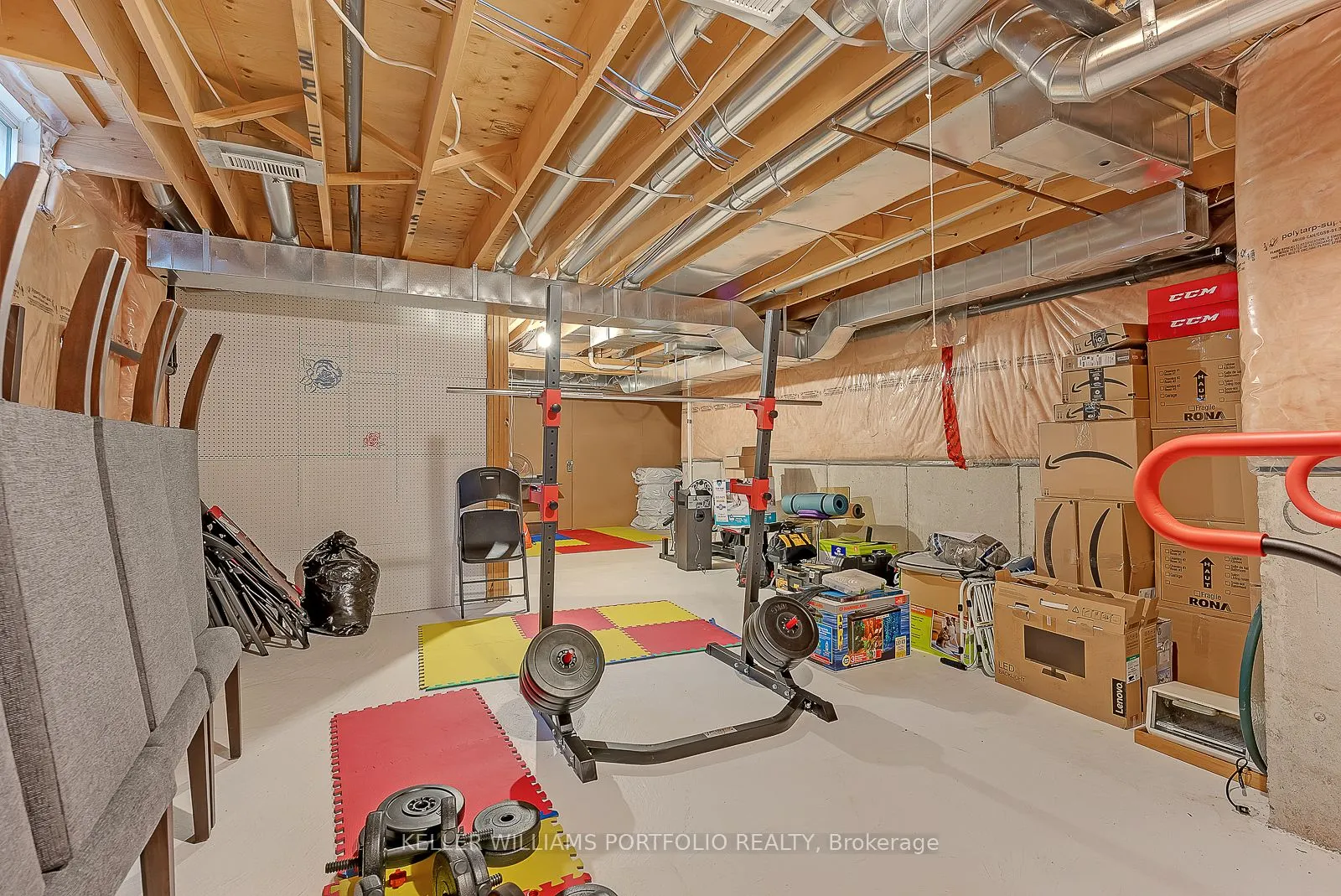 2153 MEADOWGLEN Drive