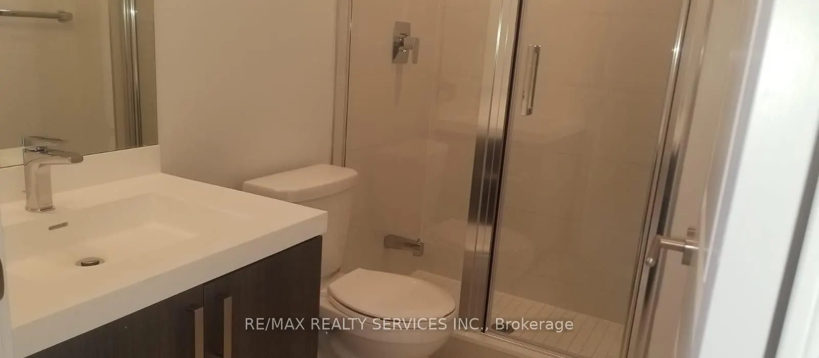 8 Nahani Way, #3318