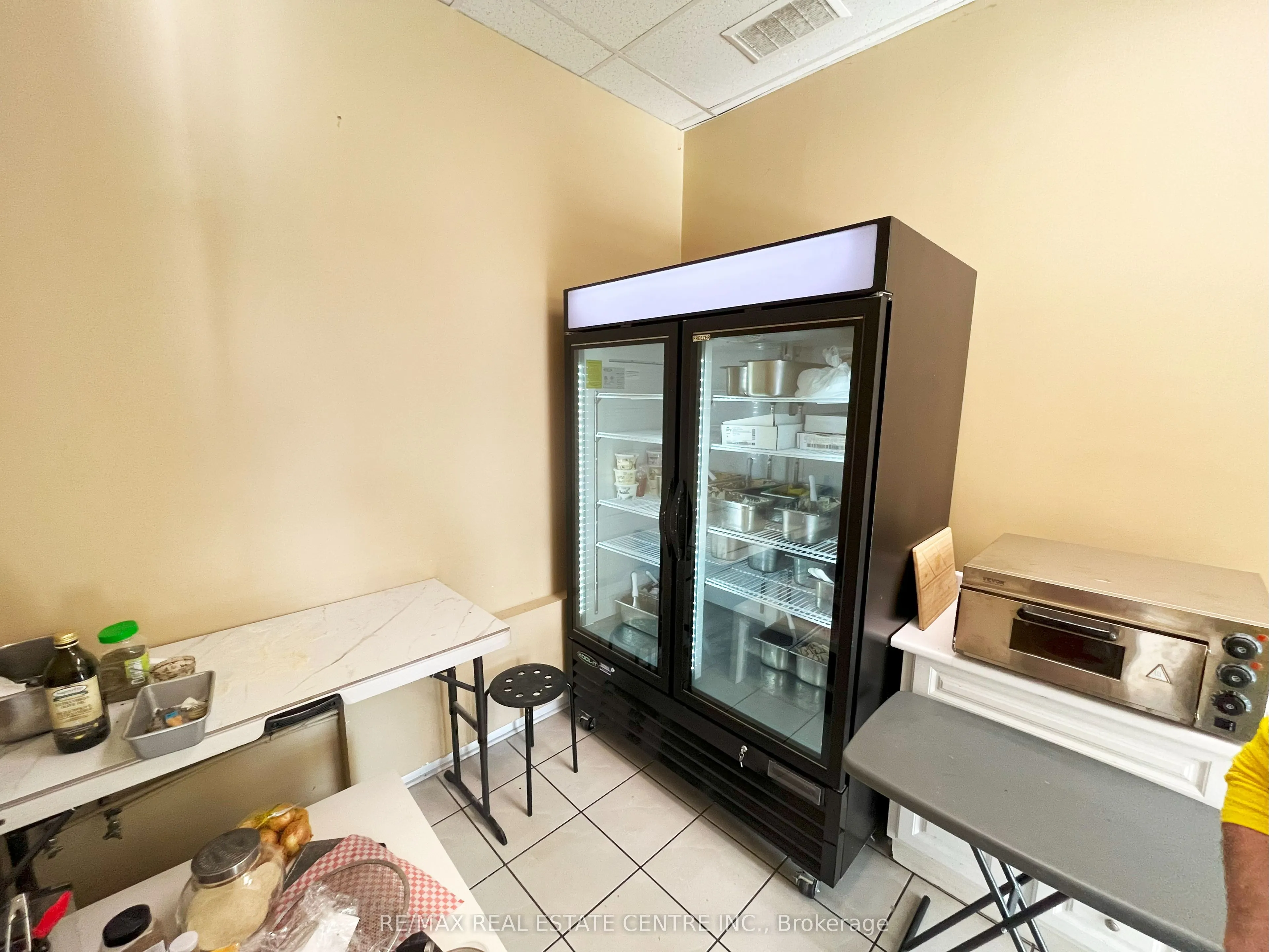 1455 Lakeshore Road, #9-10