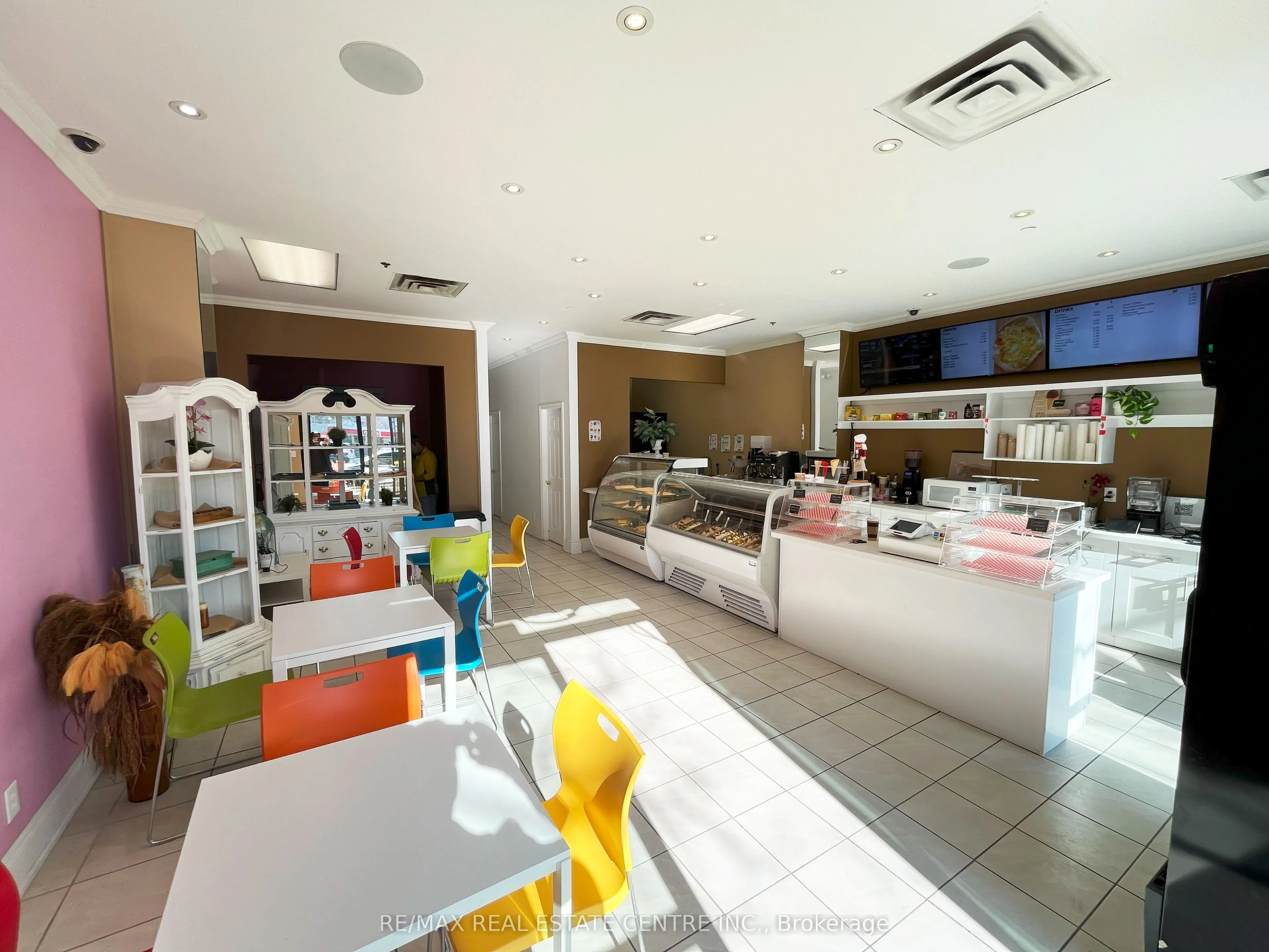 1455 Lakeshore Road, #9-10