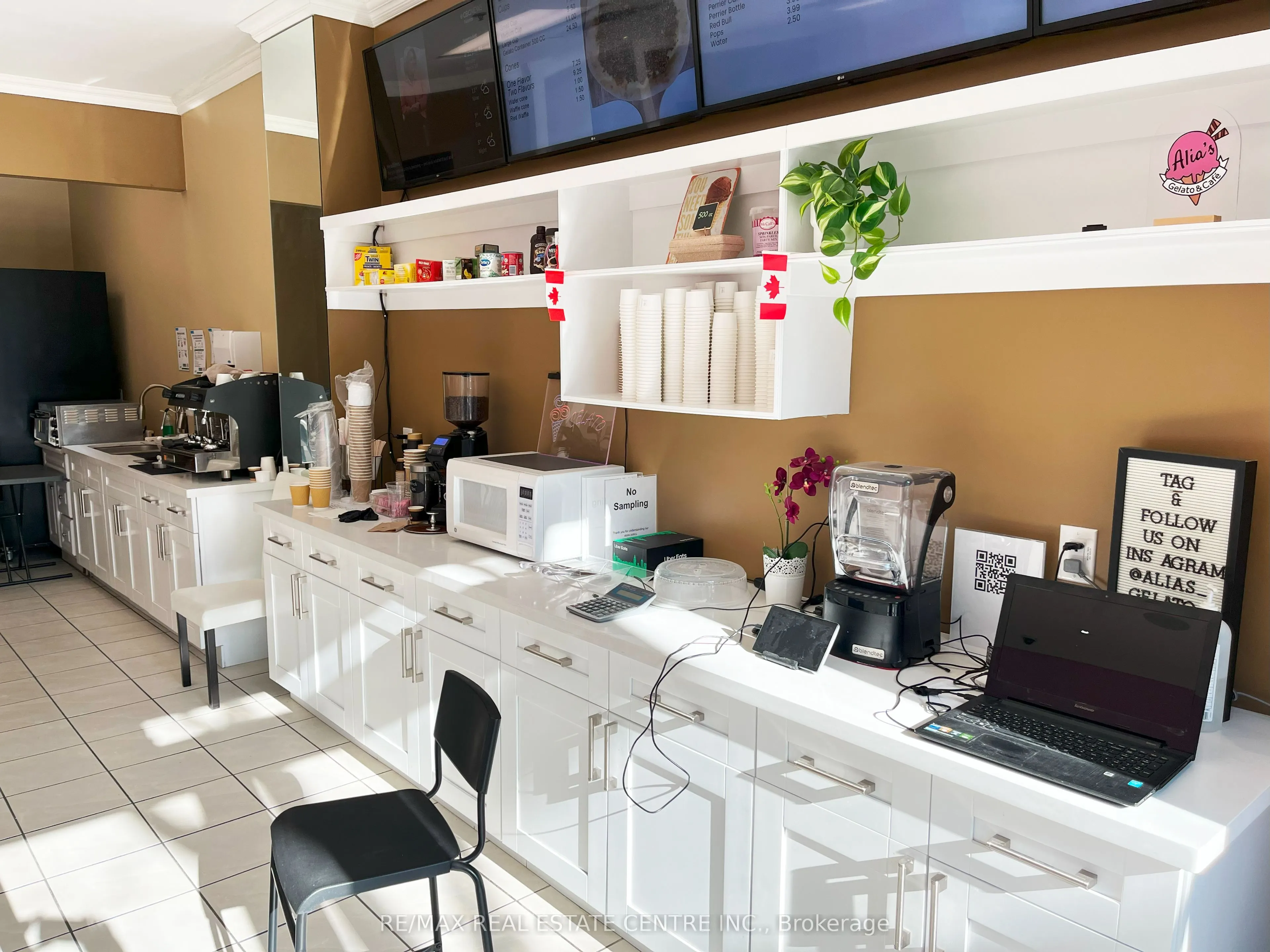 1455 Lakeshore Road, #9-10