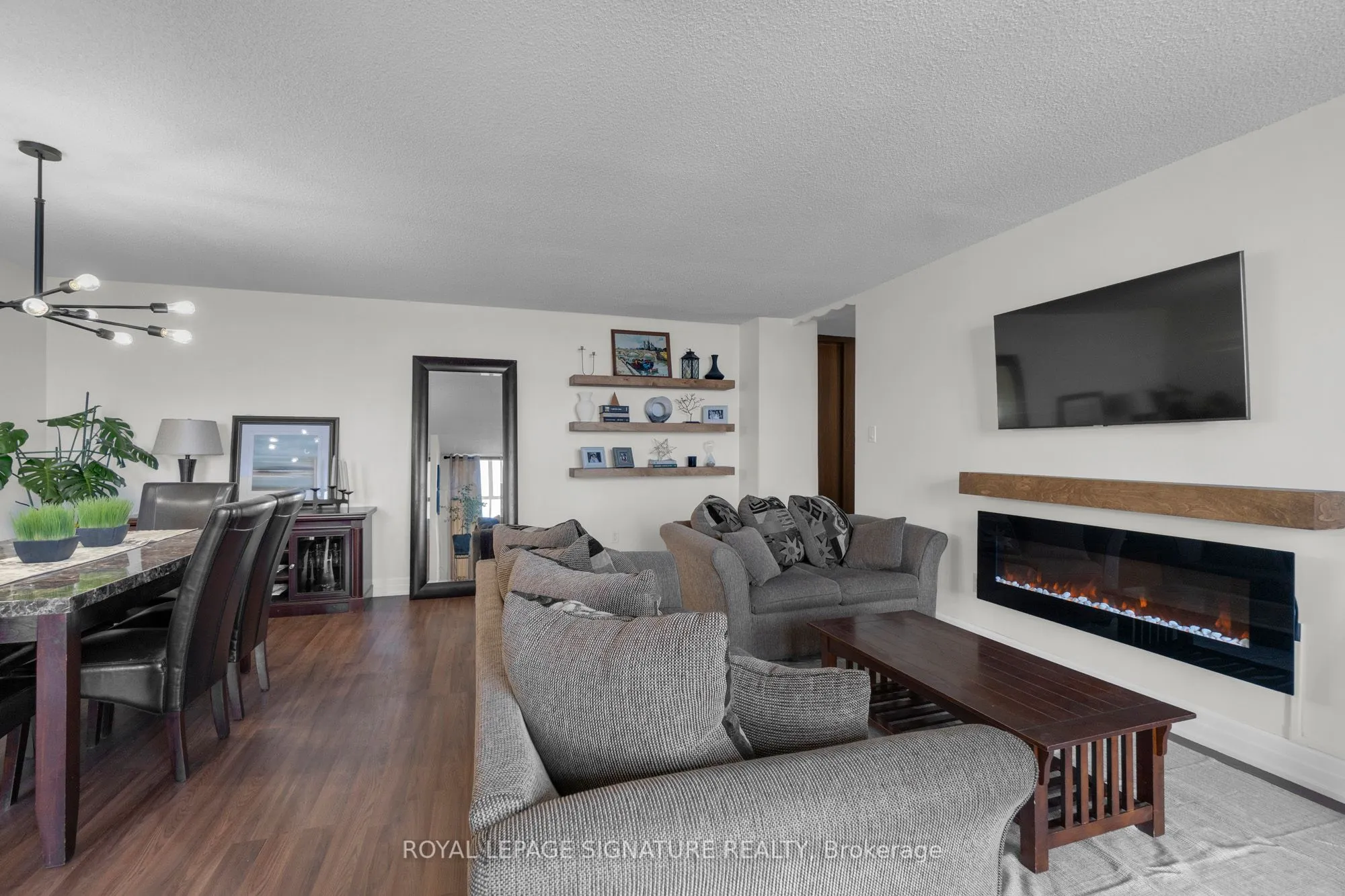 25 Kensington Road, #1908