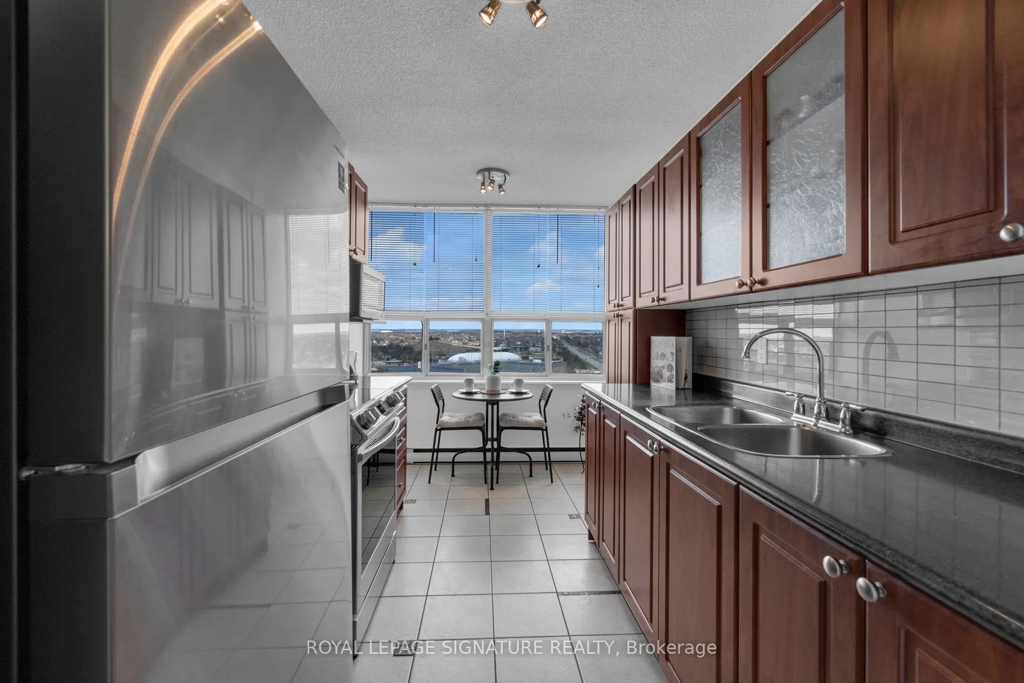 25 Kensington Road, #1908