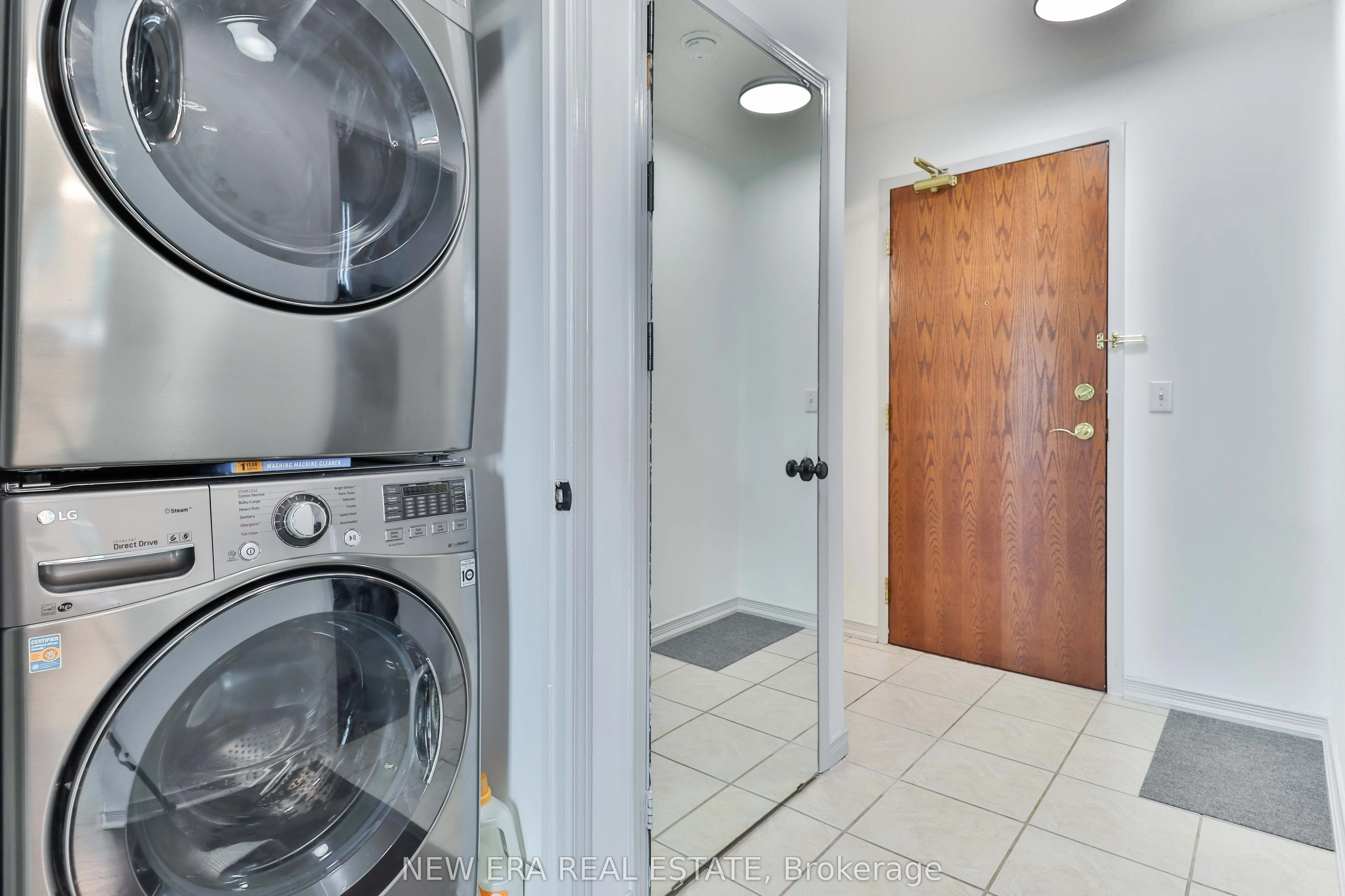 15 Michael Power Place, #203