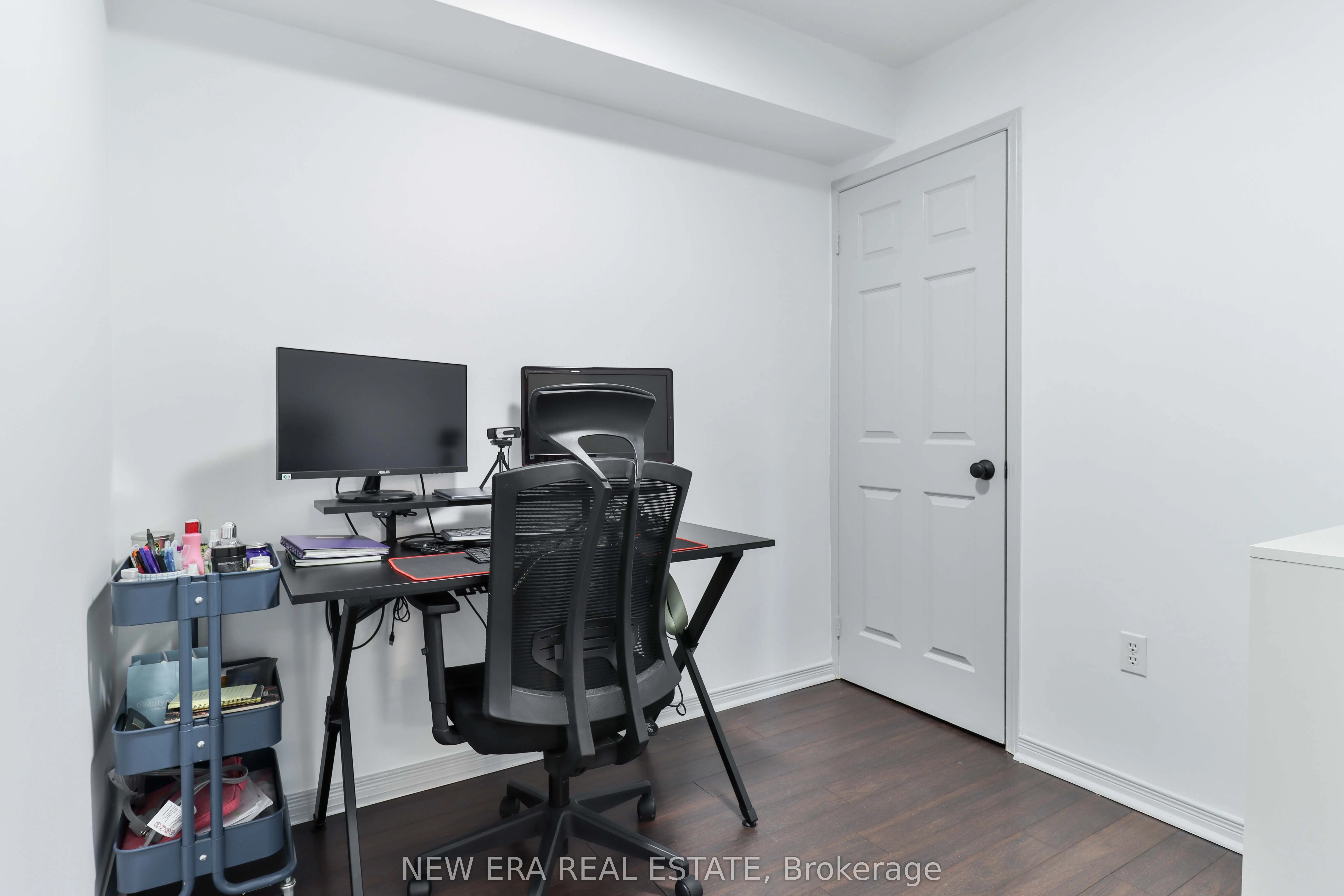 15 Michael Power Place, #203