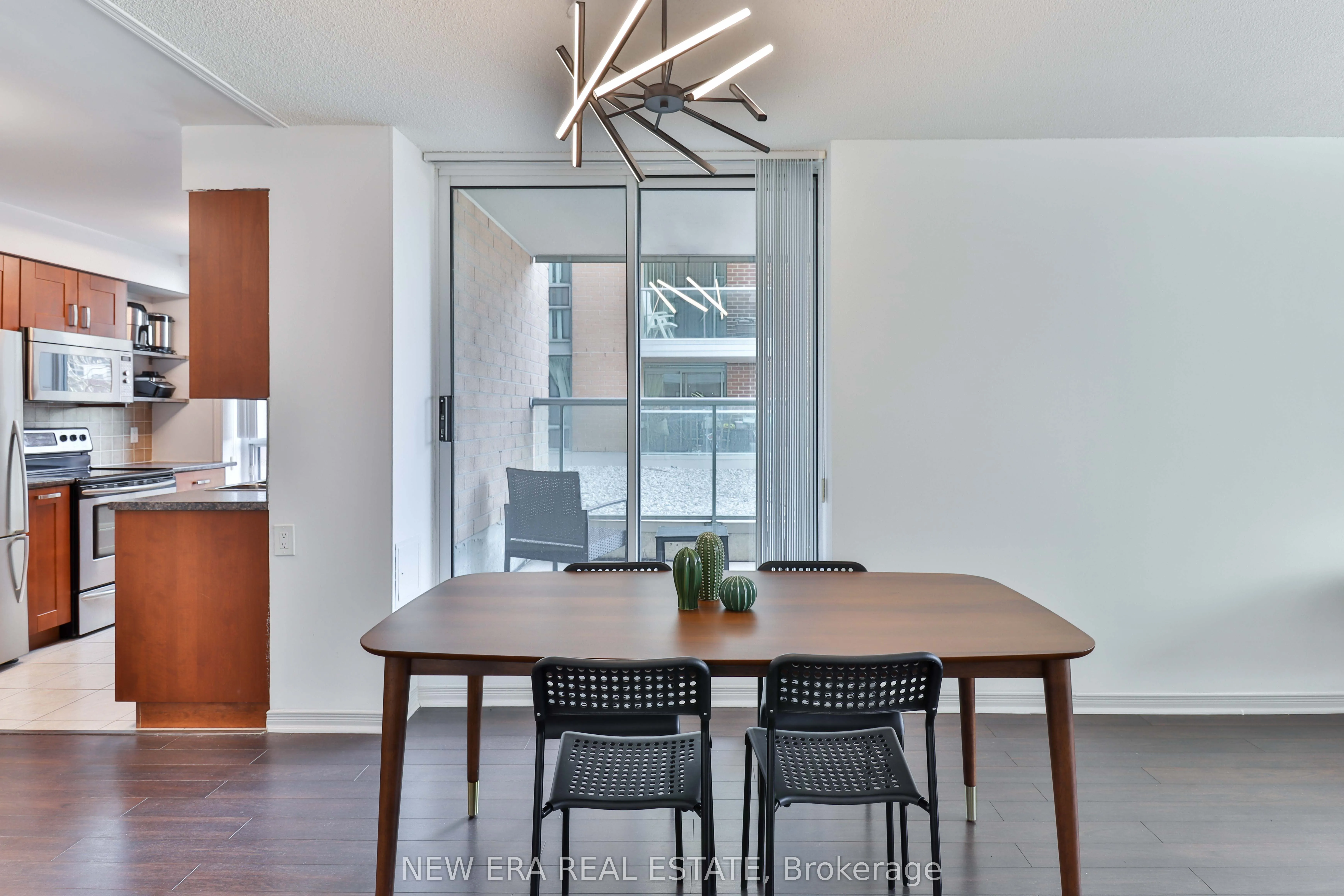 15 Michael Power Place, #203