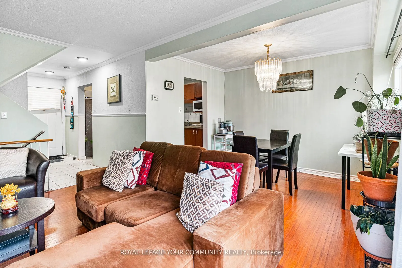 336 Fleetwood Crescent #43