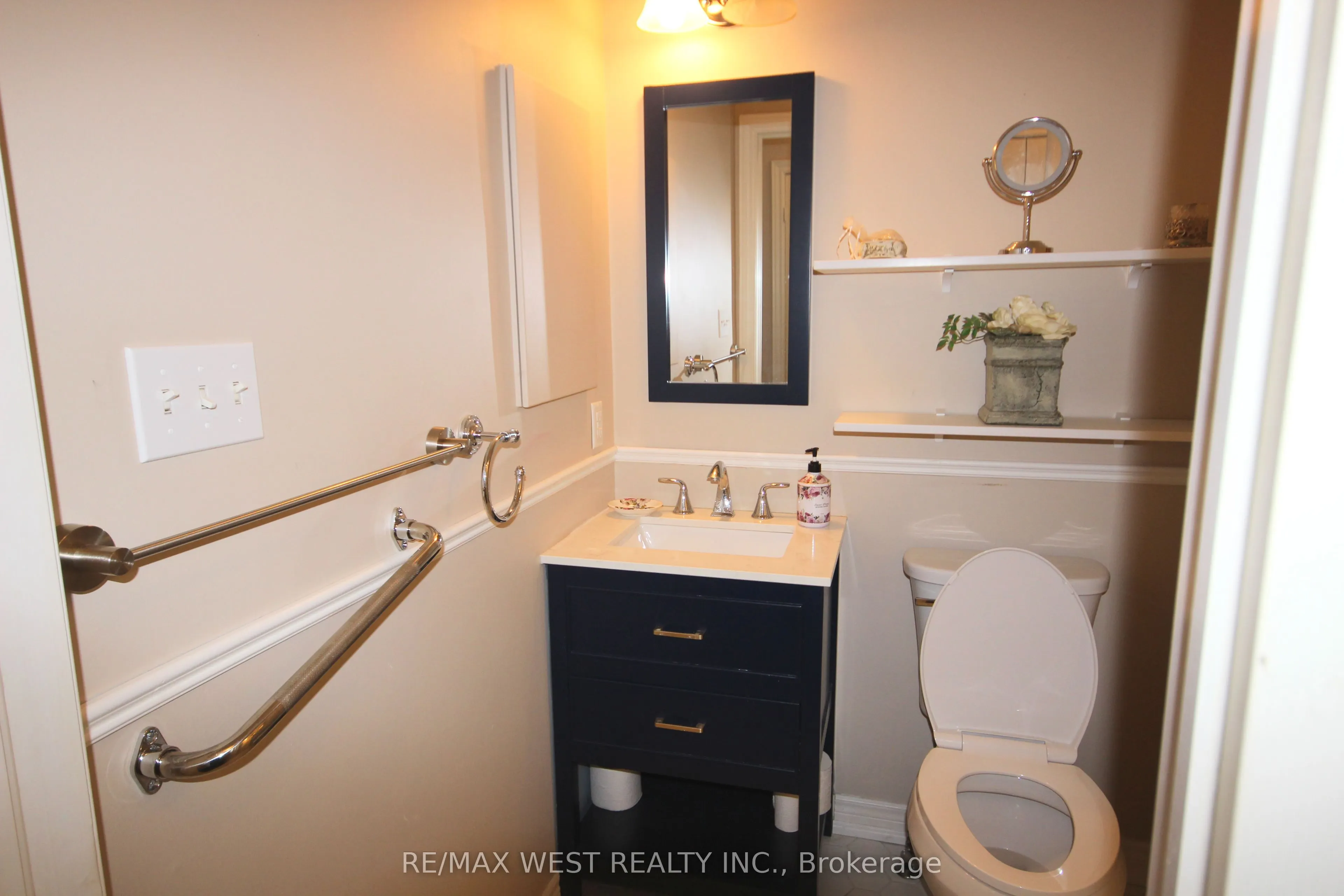 3 Larkdale Terrace, #2