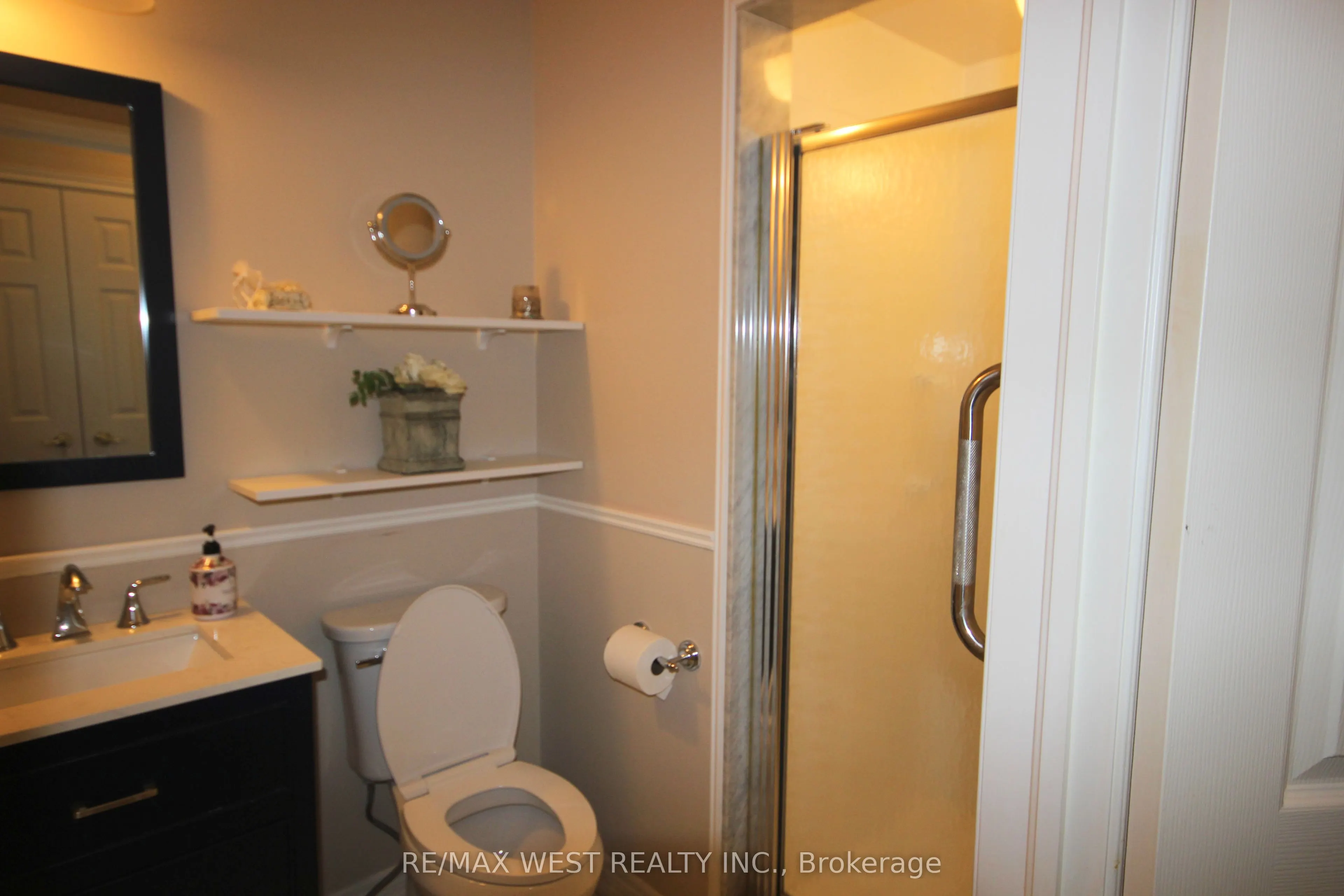 3 Larkdale Terrace, #2