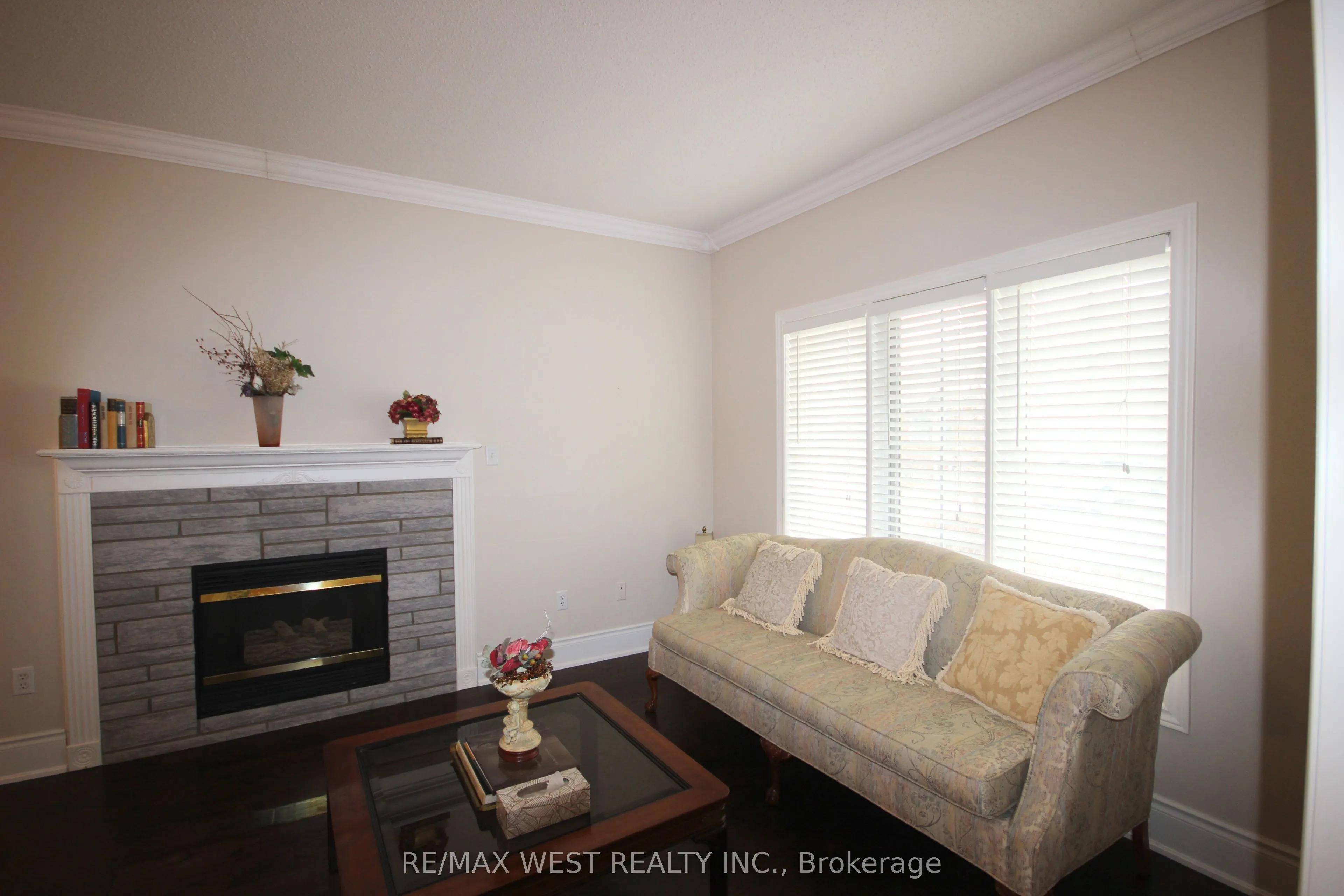 3 Larkdale Terrace, #2