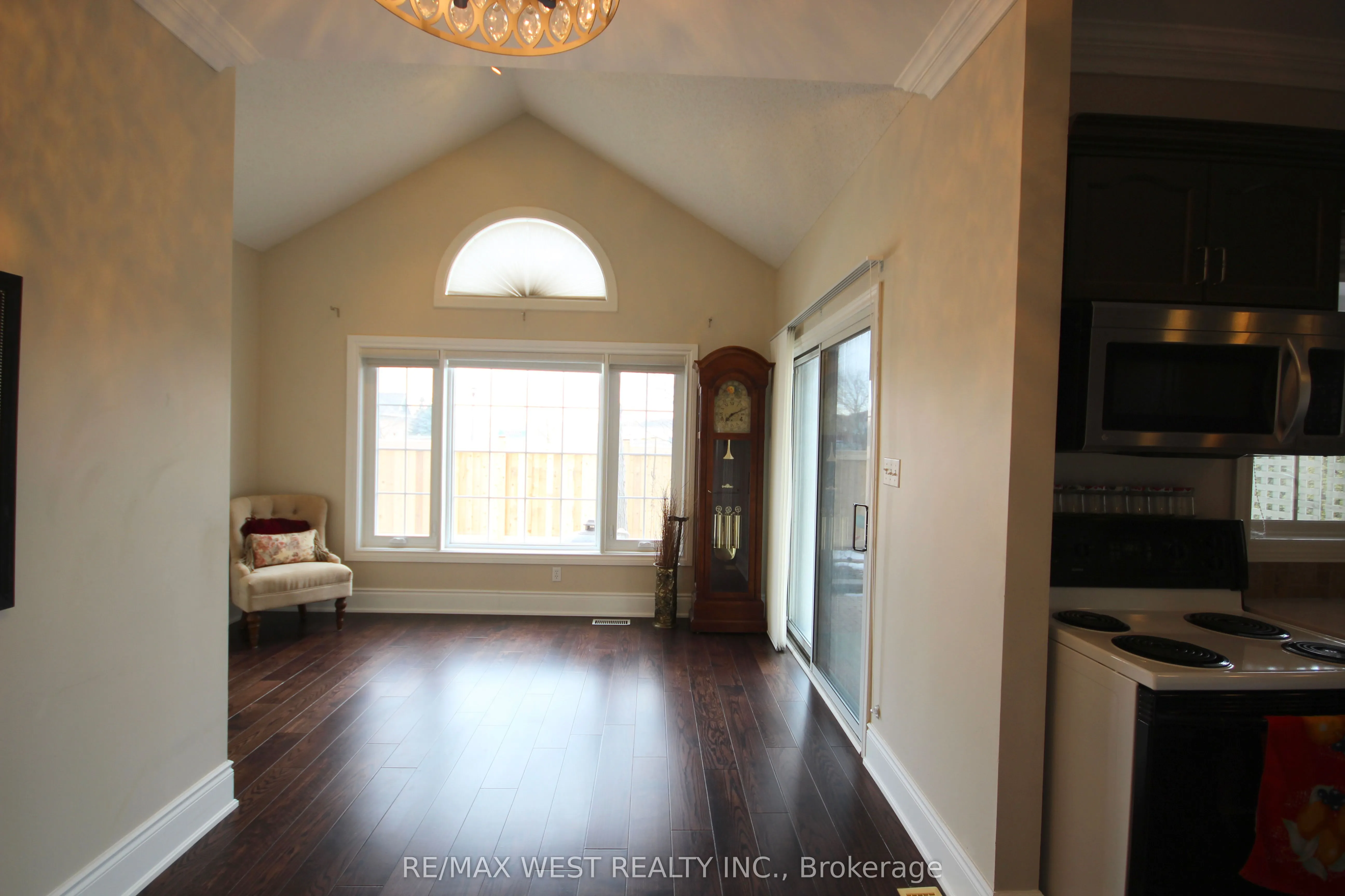 3 Larkdale Terrace, #2