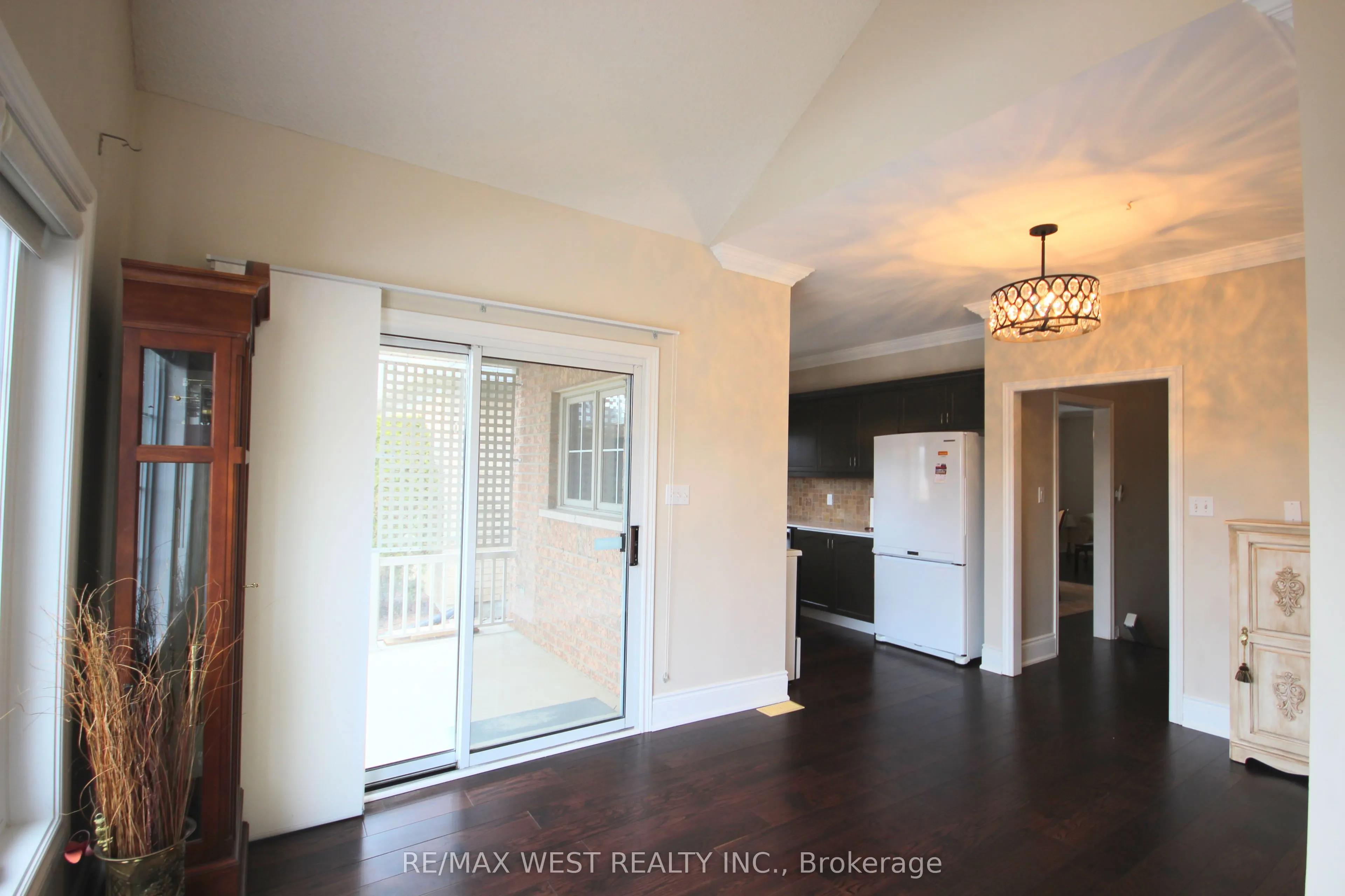3 Larkdale Terrace, #2
