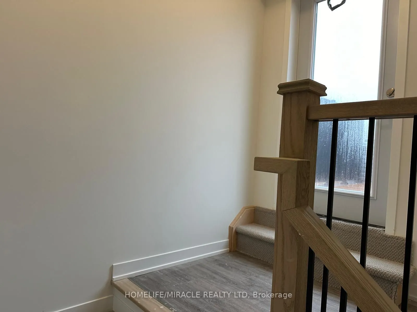 3556 Colonial Drive, #12