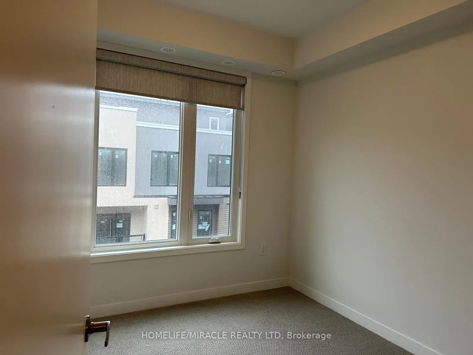 3556 Colonial Drive, #12