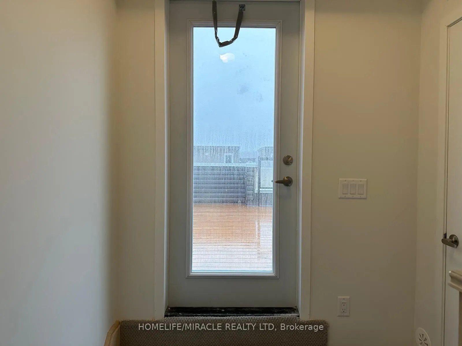 3556 Colonial Drive, #12