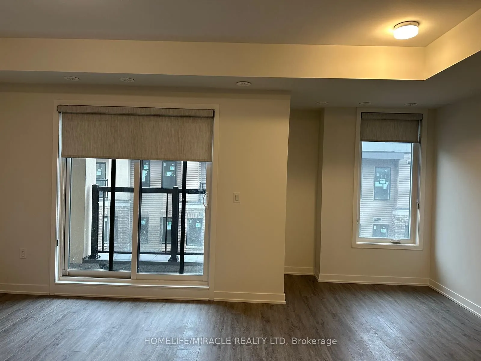 3556 Colonial Drive, #12