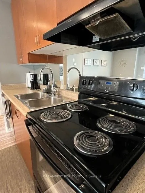 5005 Oscar Peterson Boulevard #5