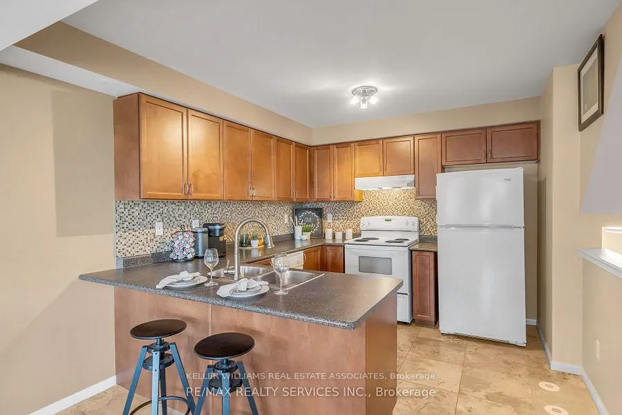 1187 Barnard Drive