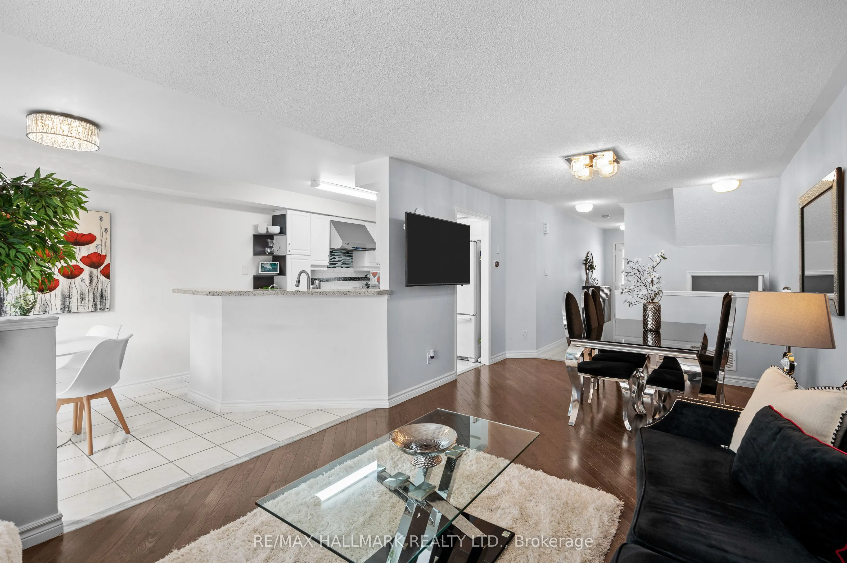 5950 Glen Erin Drive, #42