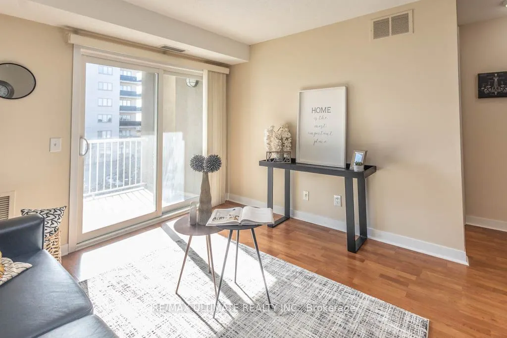 4 Dayspring Circle, #3301