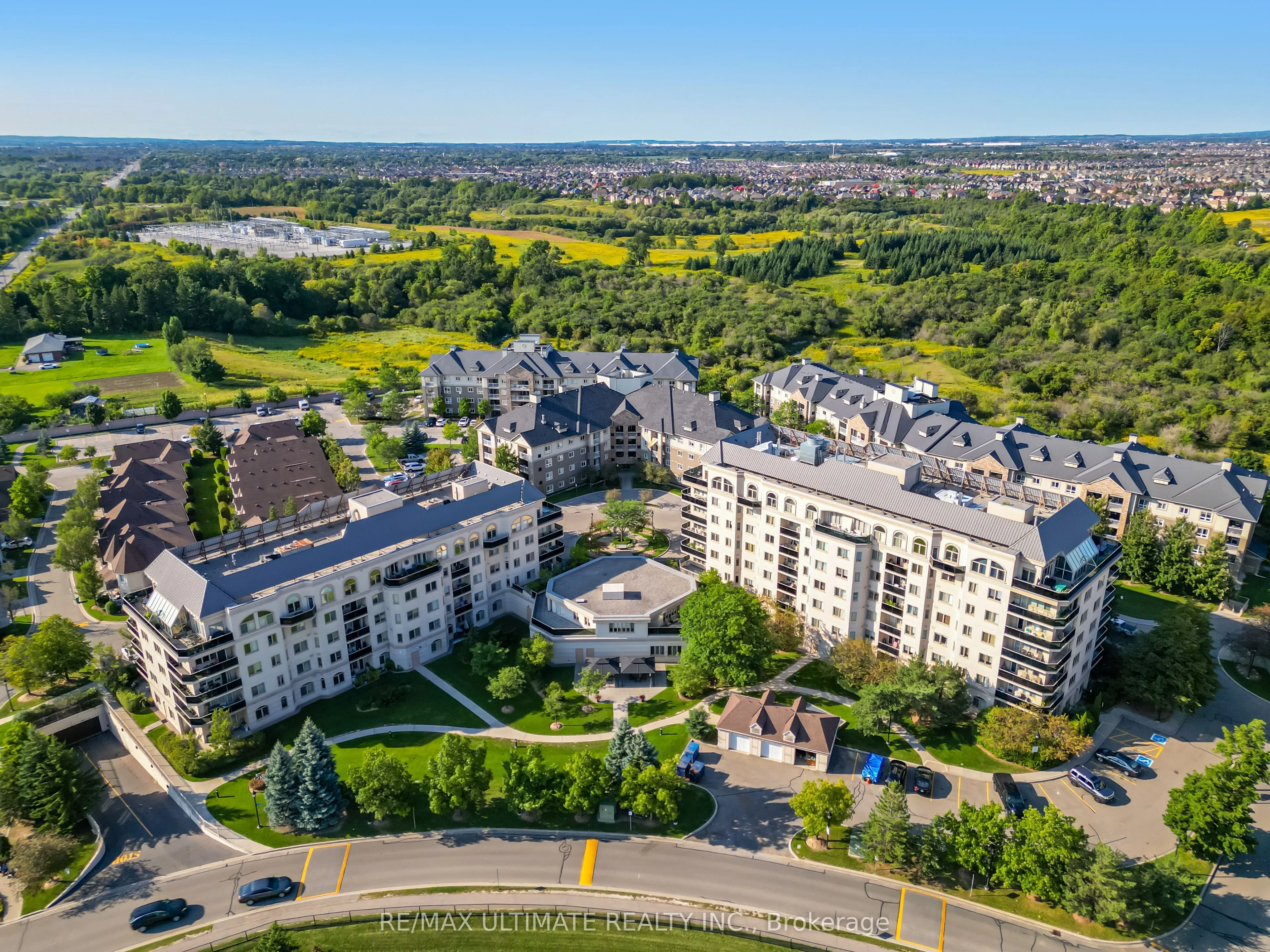 4 Dayspring Circle, #3301