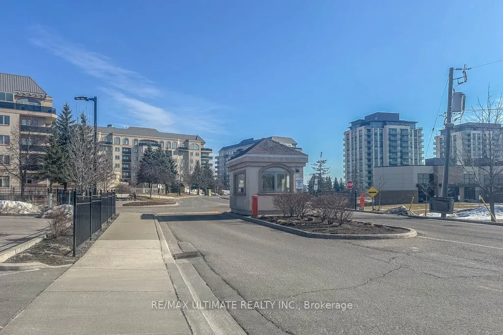 4 Dayspring Circle, #3301