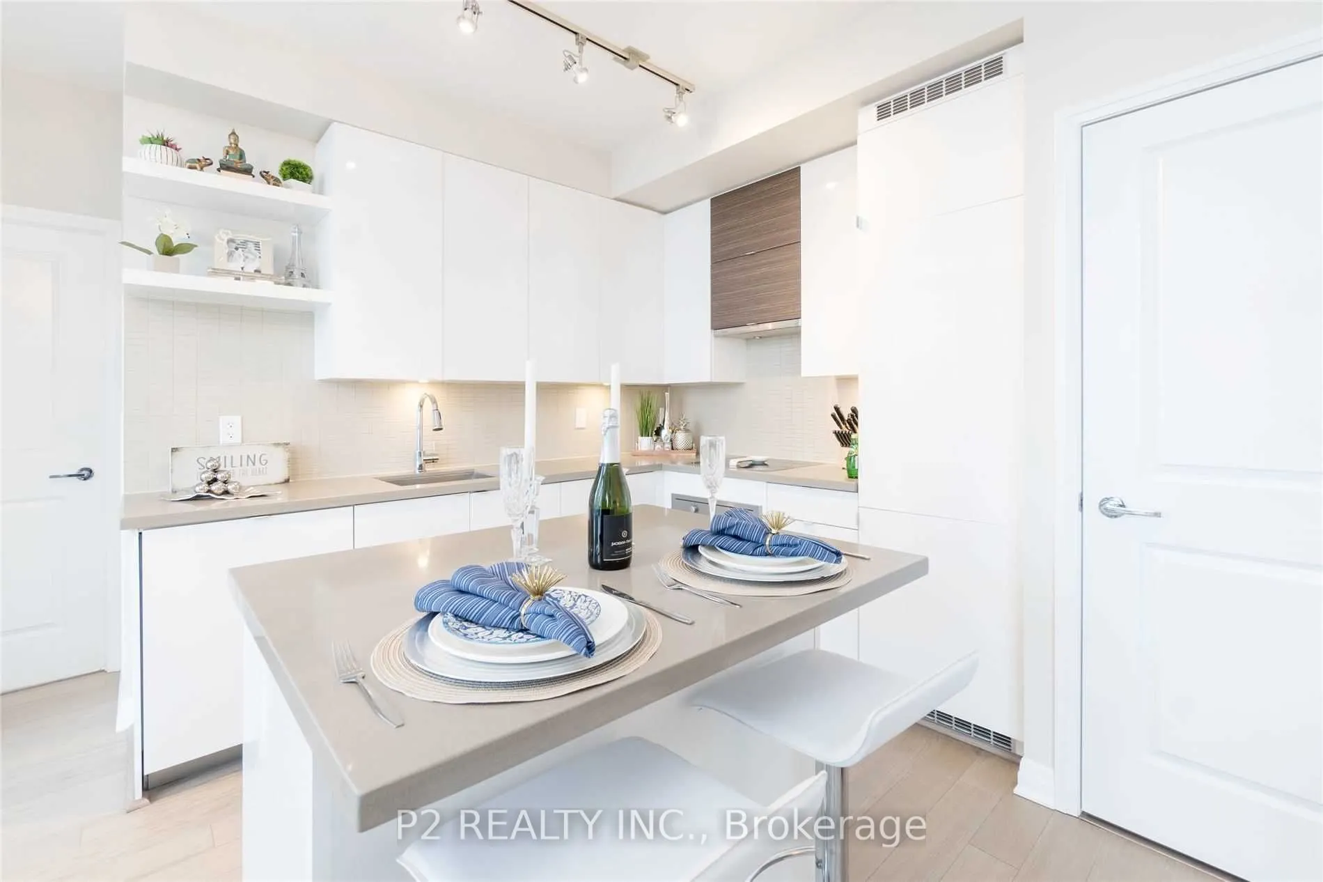 59 Annie Craig Drive, #2607