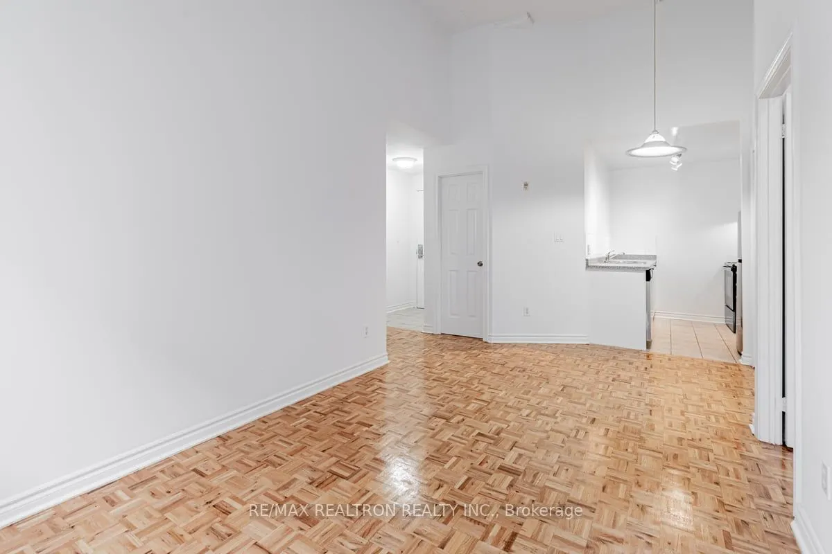 1401 Dupont Street, #116