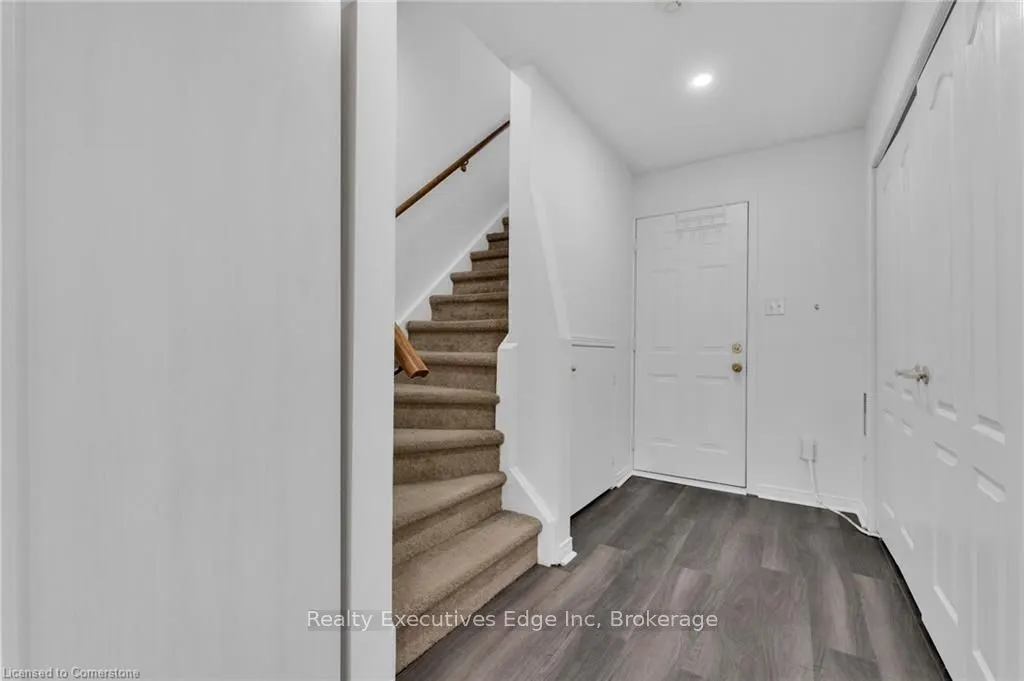 435 Hensall Circle, #176