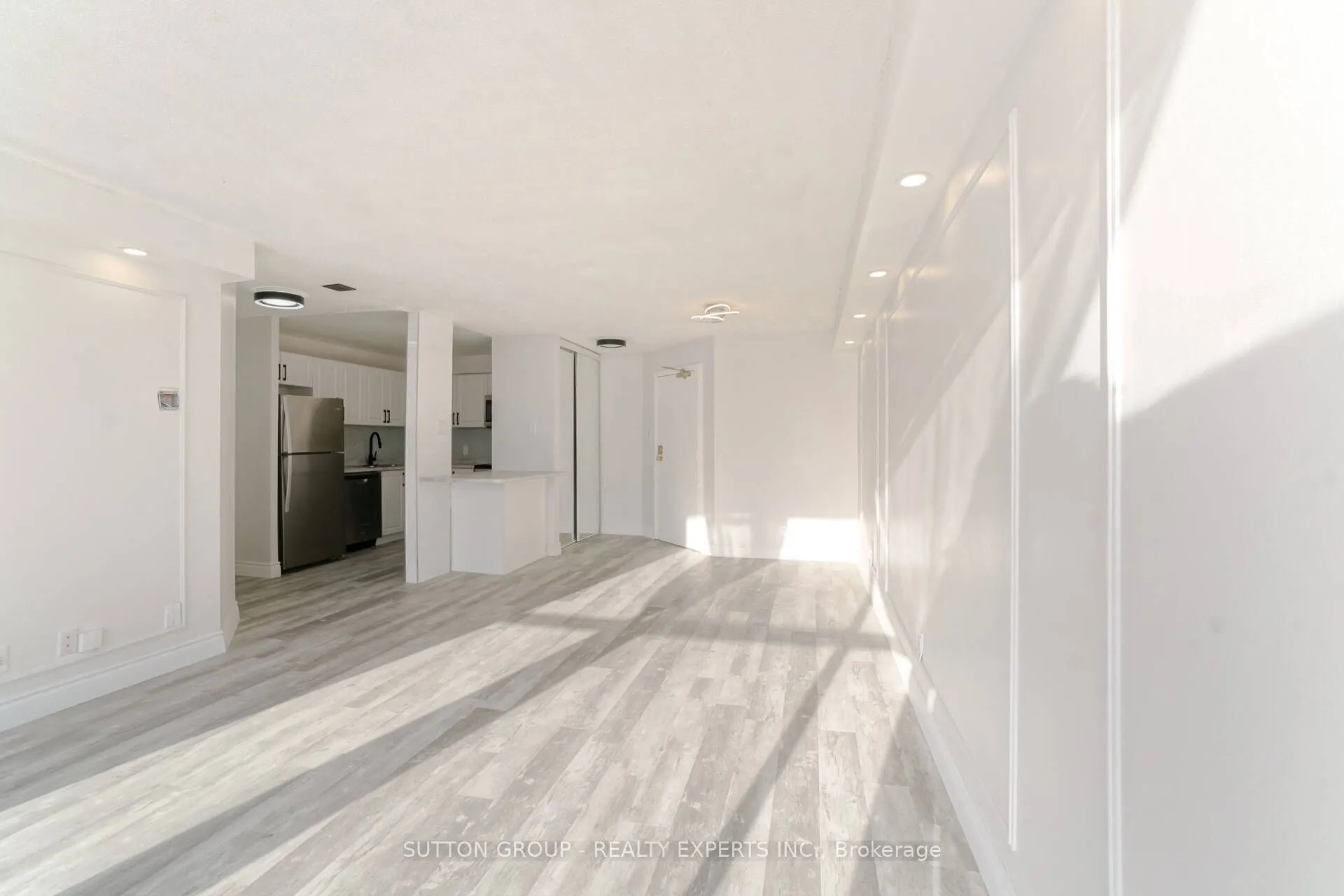 25 Trailwood Drive, #2002