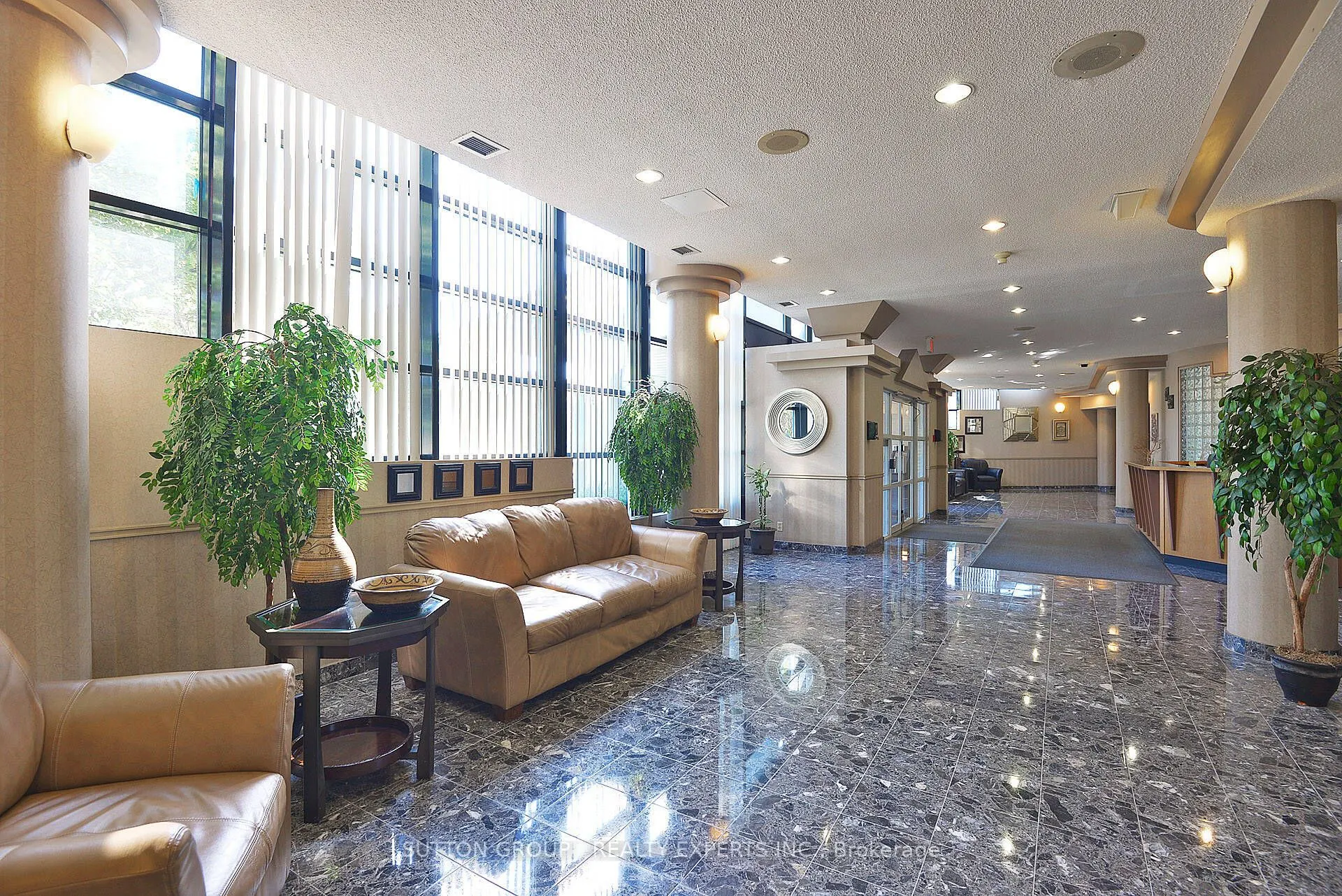 25 Trailwood Drive, #2002