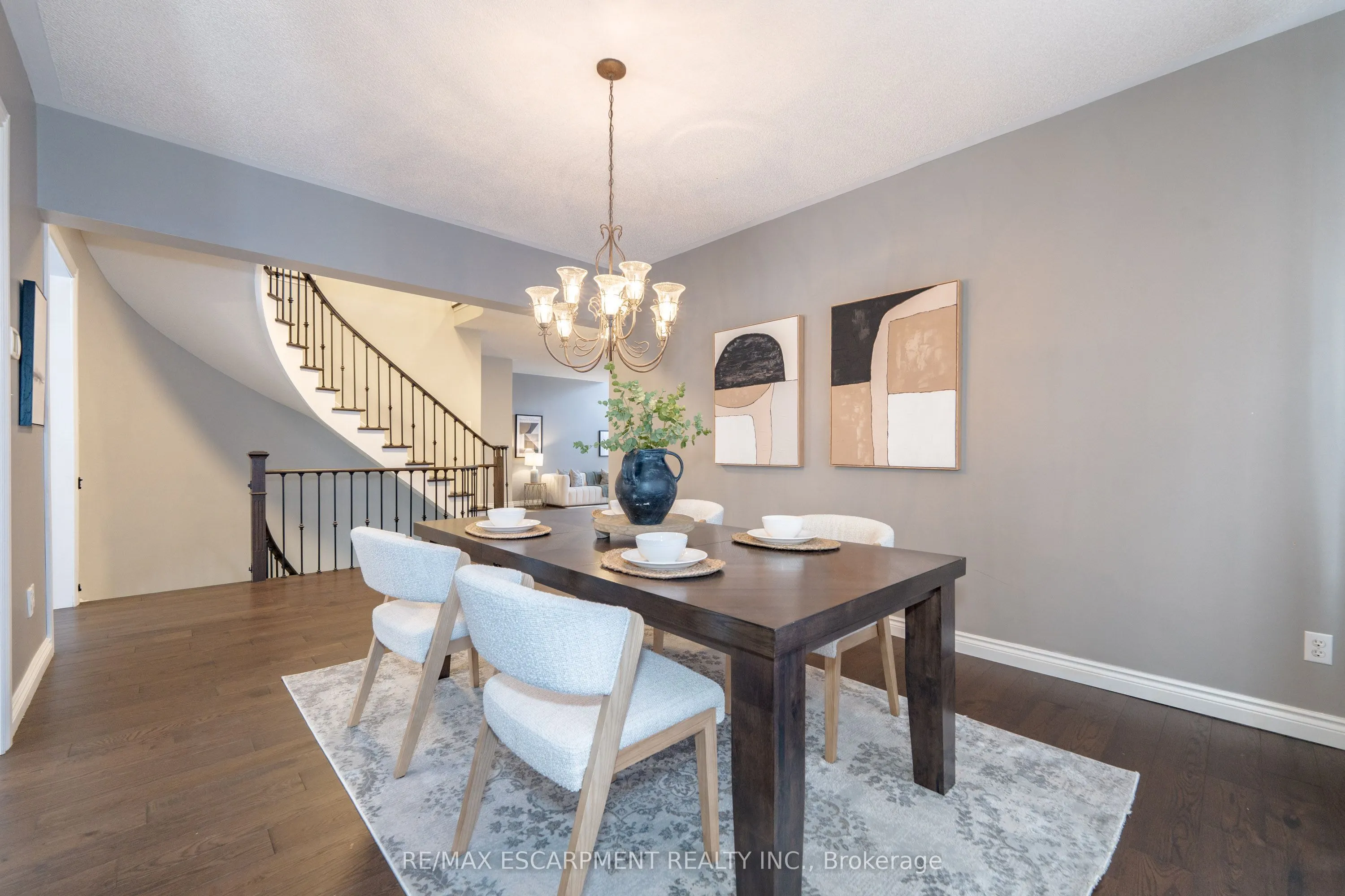 1185 Lindenrock Drive