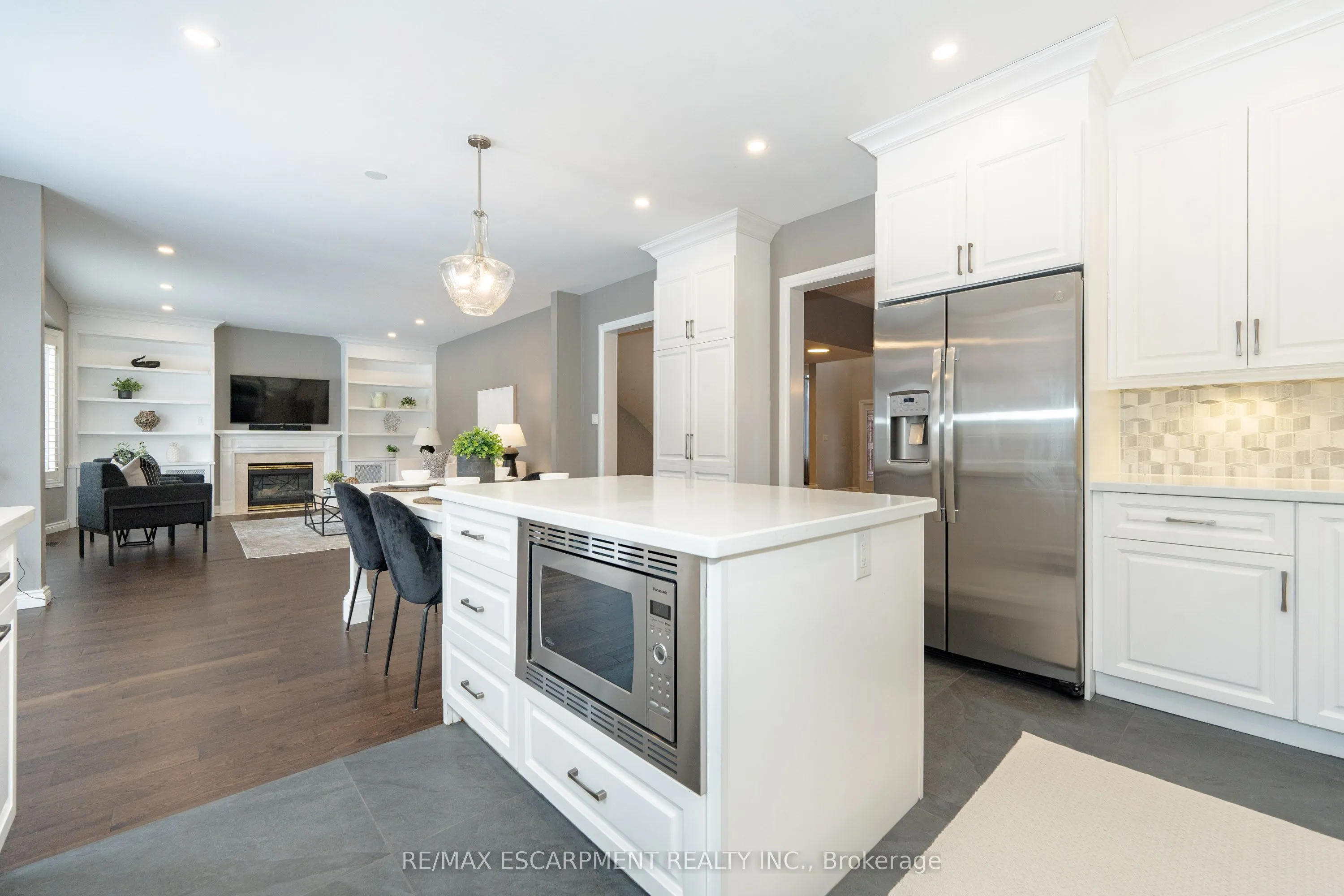 1185 Lindenrock Drive