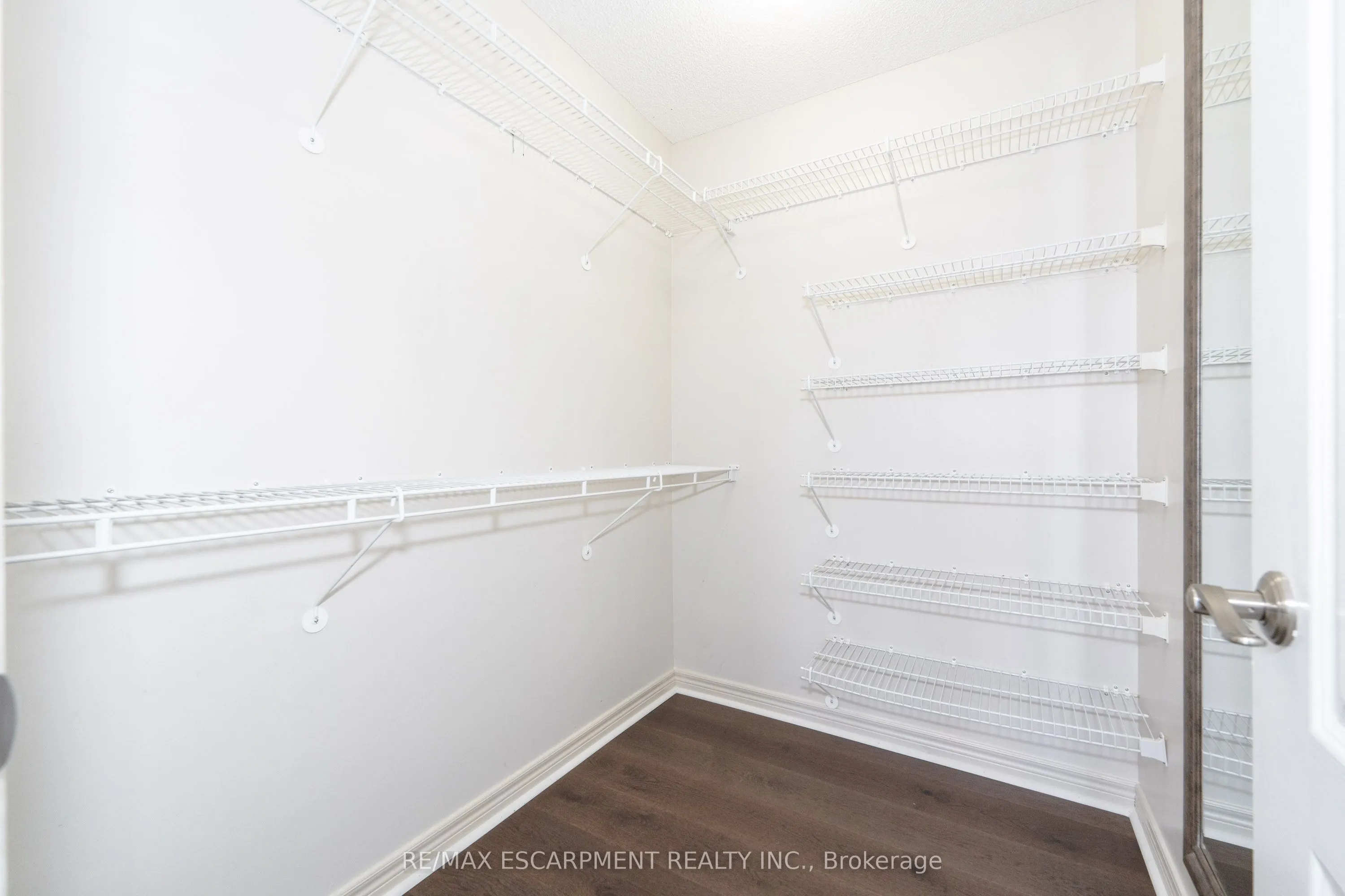 1185 Lindenrock Drive