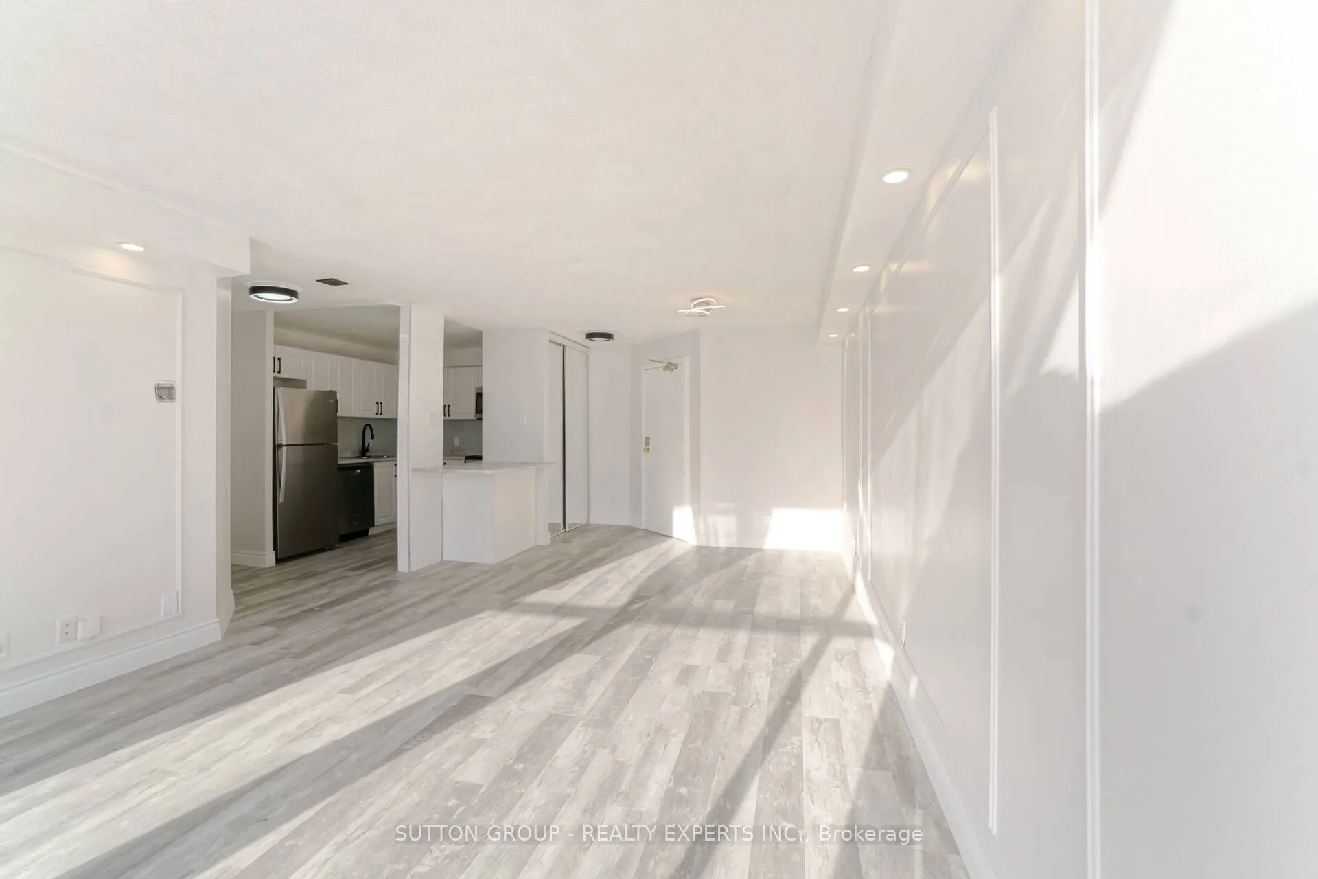 25 Trailwood Drive, #2002