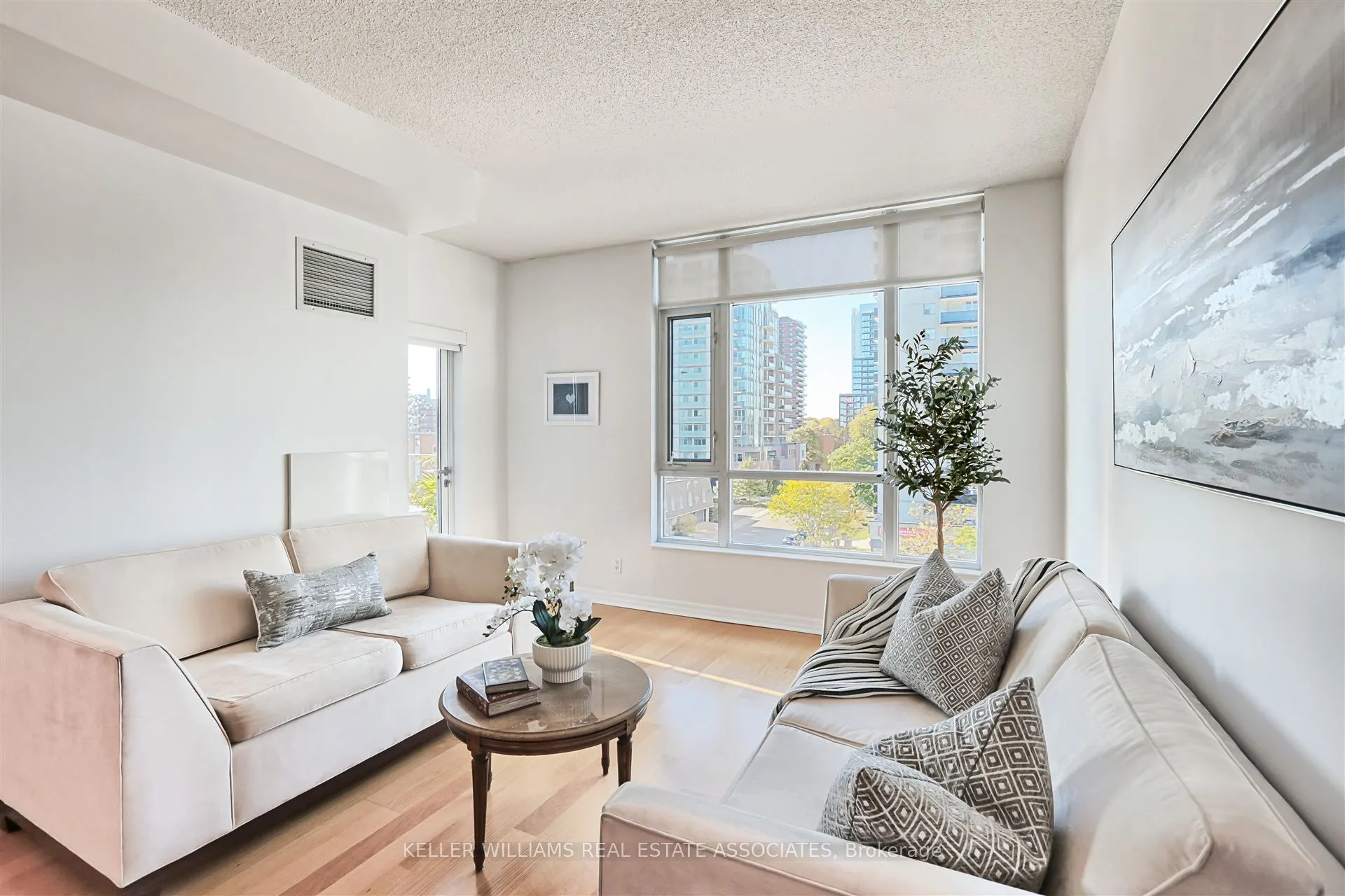 80 Port Street E, #504