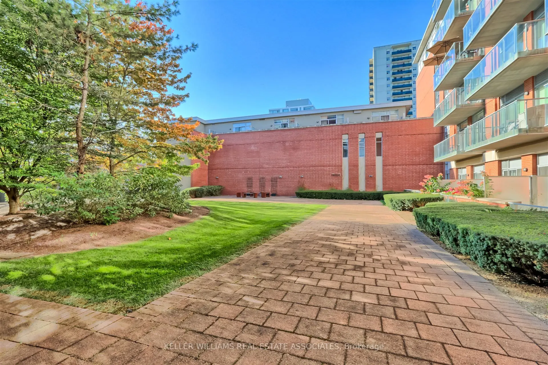 80 Port Street E, #504
